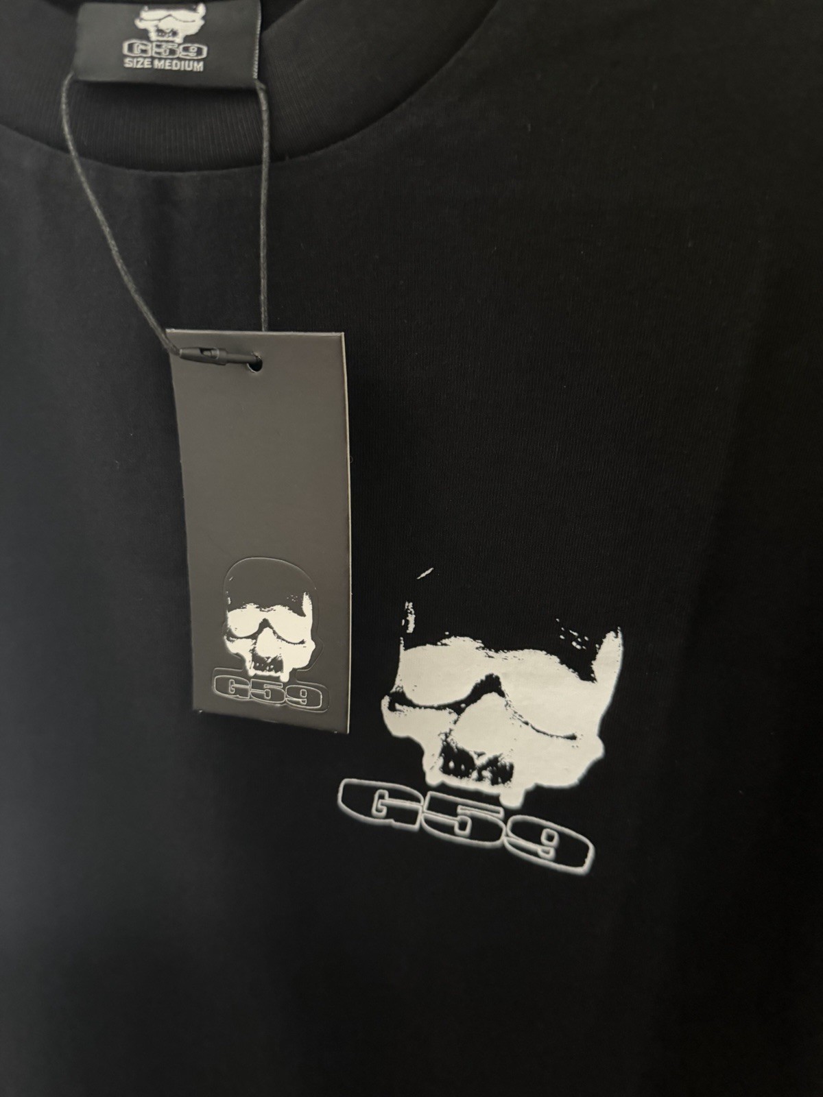 G59 T Shirt Size Medium Black White Core Tee