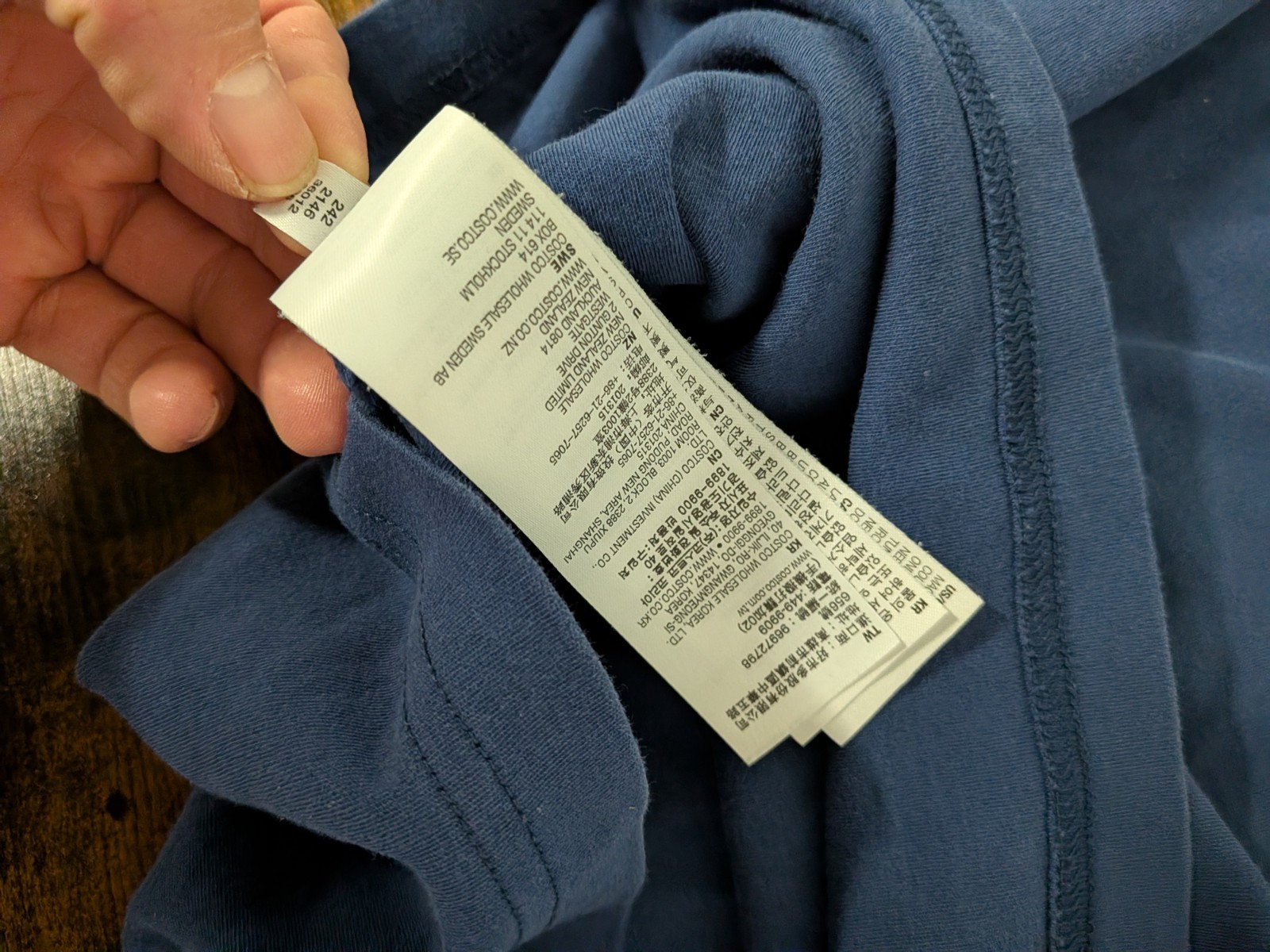Kirkland Signature Pima Cotton Tee T Shirt Blue Medium Peru Made
