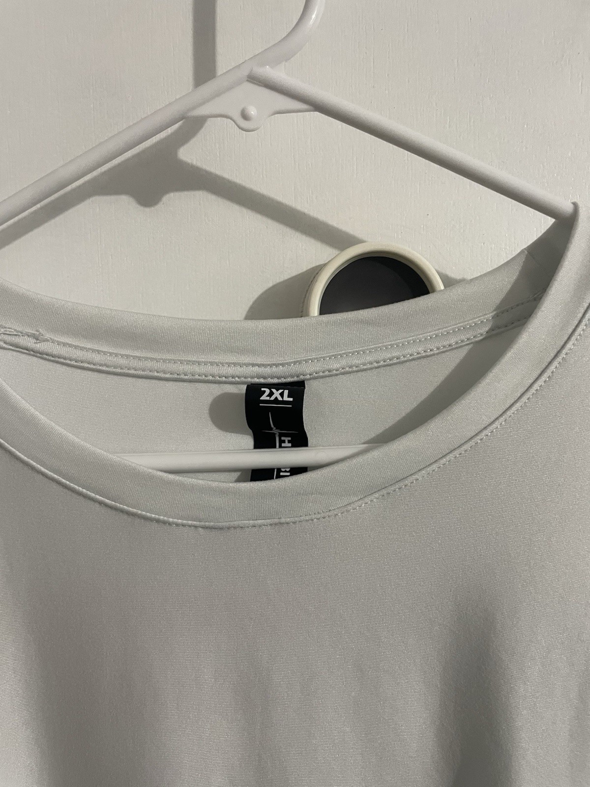 Habit Solar Factor T Shirt Long Sleeve Size 2XL White American Flag Back Good