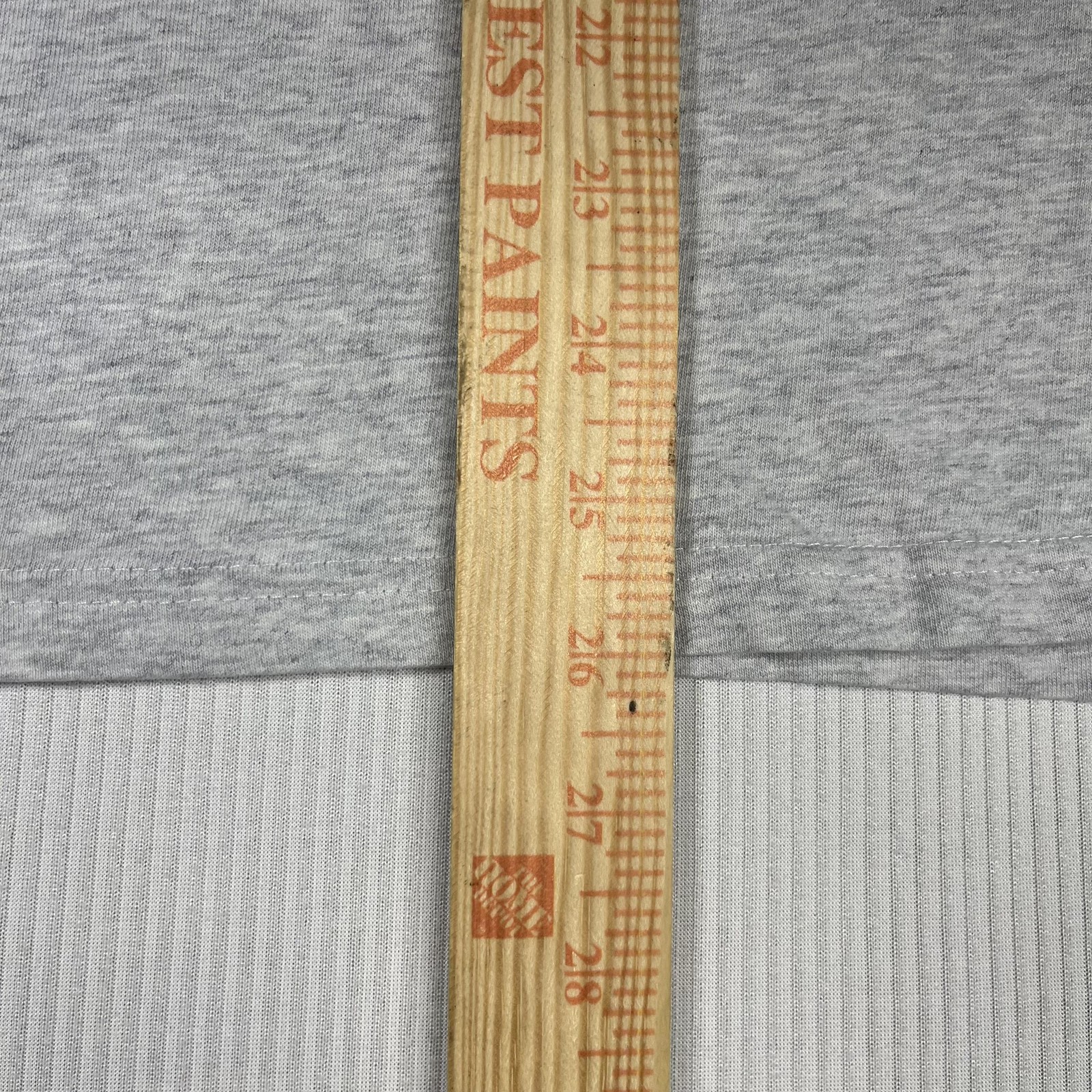 Gold&rsquo;s Gym Shirt Mens XL Gray Venice CA Bodybuilder Logo Graphic Tee Workout