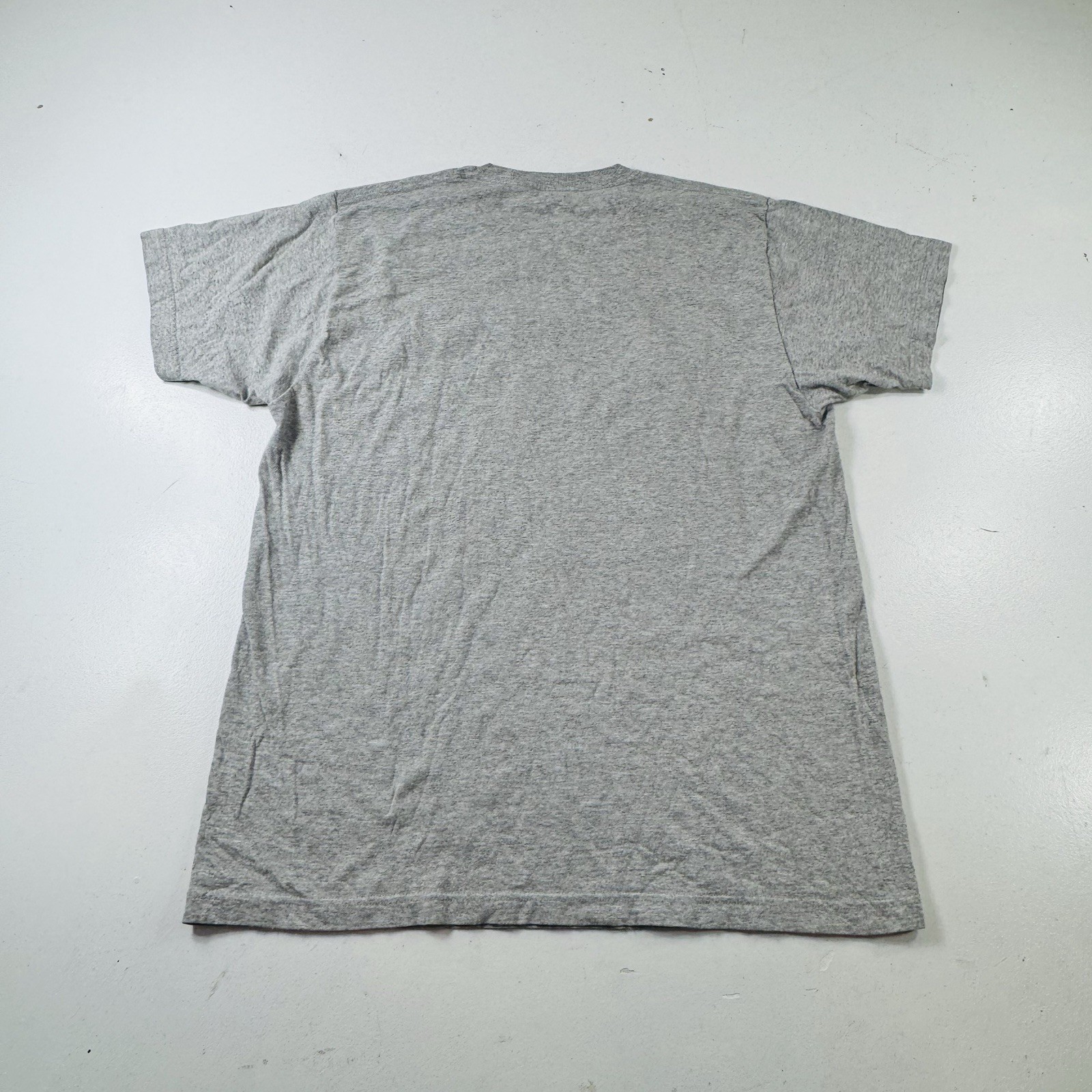Echo Unltd Vintage T Shirt Gray Spellout Men’s Size Large Short Sleeve