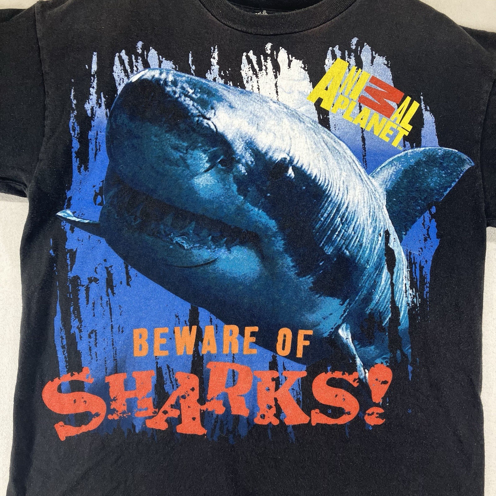 Vintage 90s Y2K Shark Week Graphic Tee Mens Small Animal Planet Big Head Retro