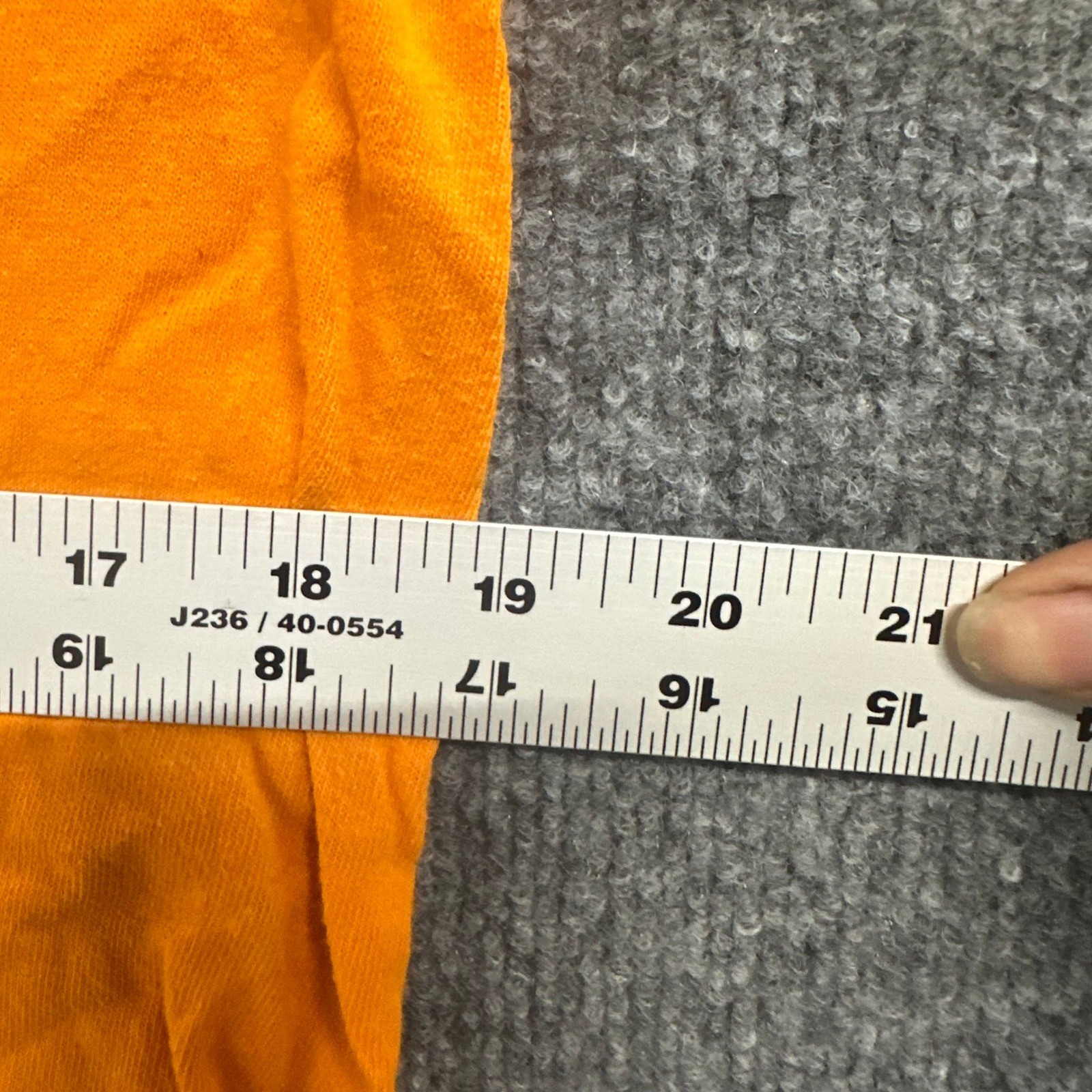 University of Tennessee T-Shirt Mens Size M Orange Volunteers Graphic Cotton Tee