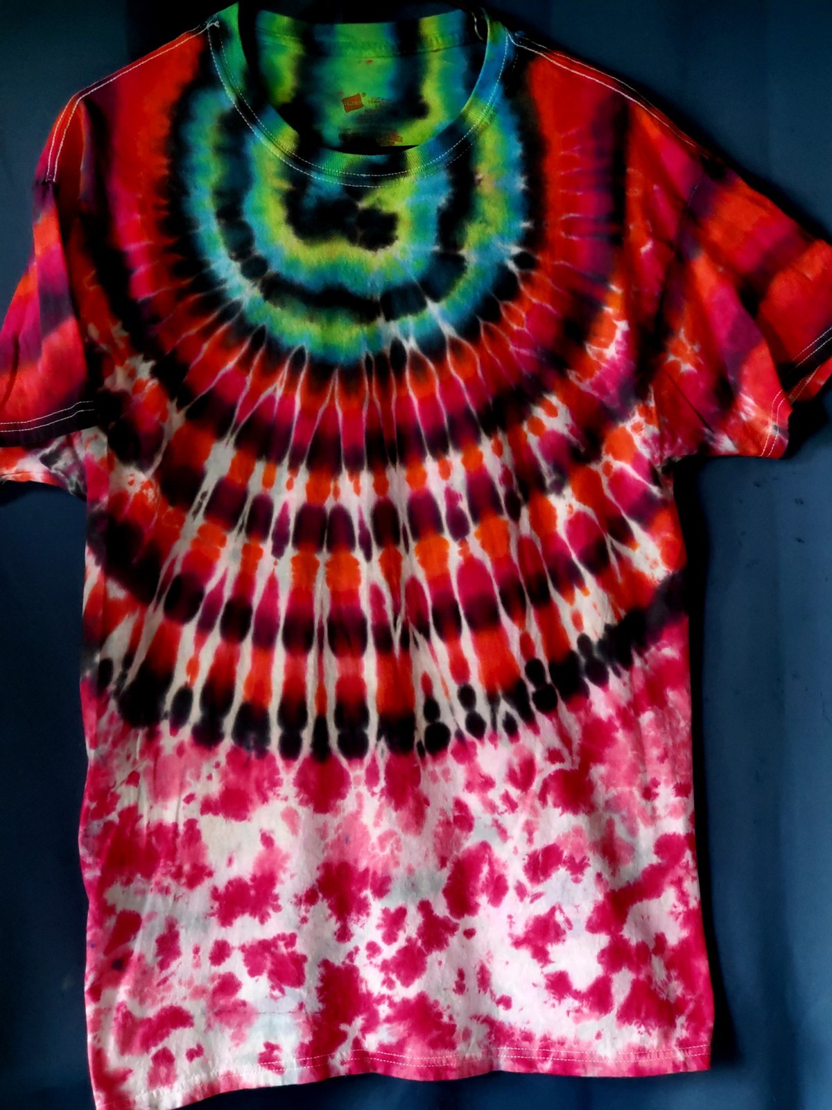 HANES 100% Cotton Tye Dyed Shirt SIZE LARGE Pre-washed WON&rsquo;T FADE Jaquard Dyes