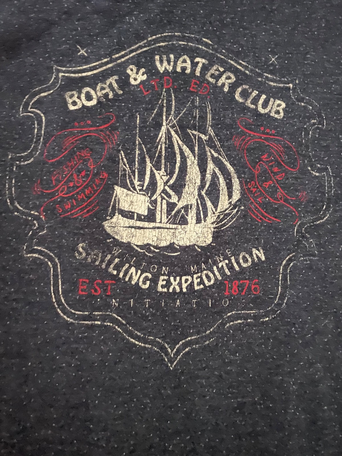 G.H. Bass Wilton Maine Boat Sailing Expedition Fishing Graphic Print T-Shirt L