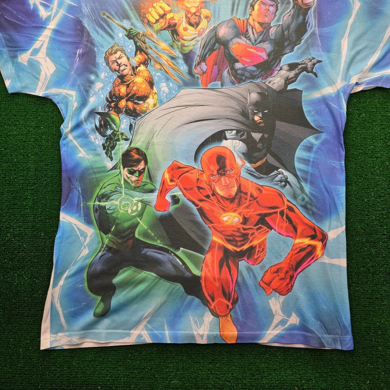 DC Comics Justice League Tshirt Mens Large Superman Batman Flash Green Lantern