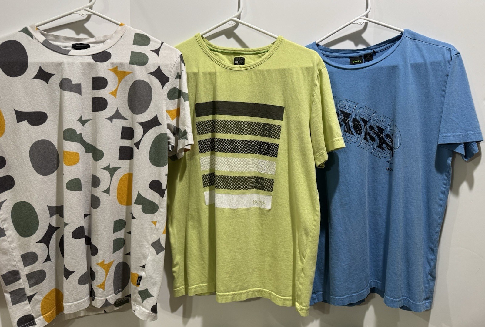 Hugo Boss Lot of 3 Men&rsquo;s Cotton Knit Graphic Logo Crew Neck T-Shirts Size L
