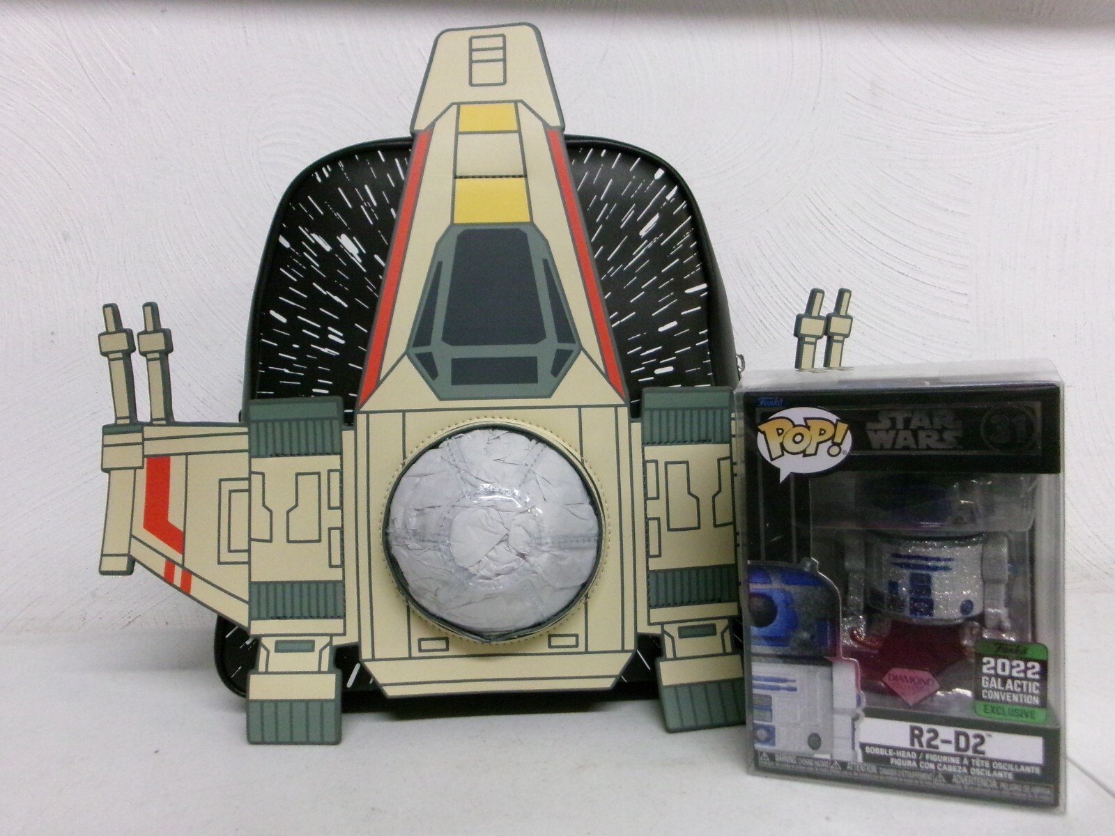 FUNKO POP STAR WARS CELEBRATION 2022 EXCLUSIVE DIAMOND R2D2 AND BACKPACK NEW #OS