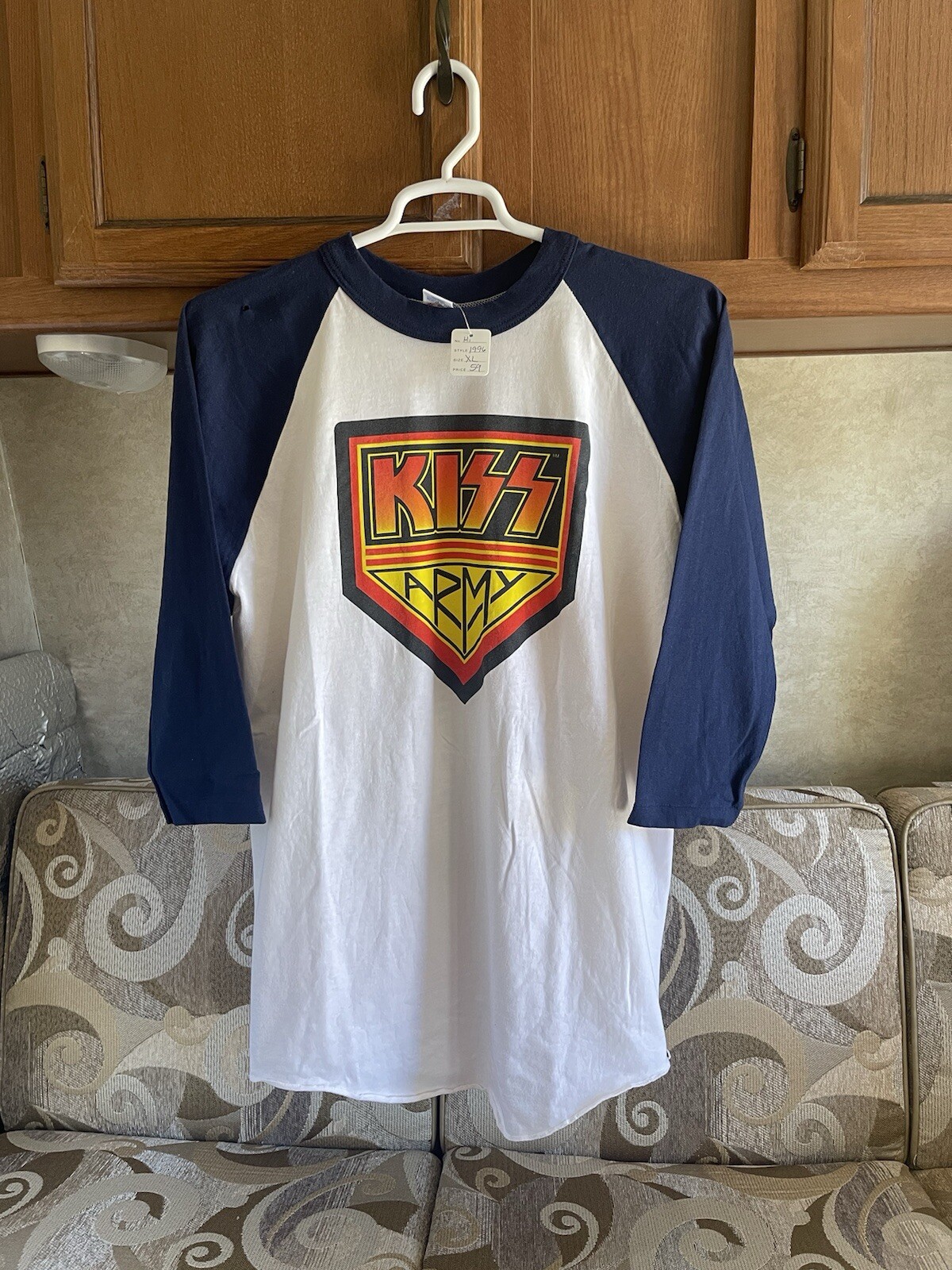 Vintage 1996 Tour Kizz Army Double Sided Size XL T-Shirt