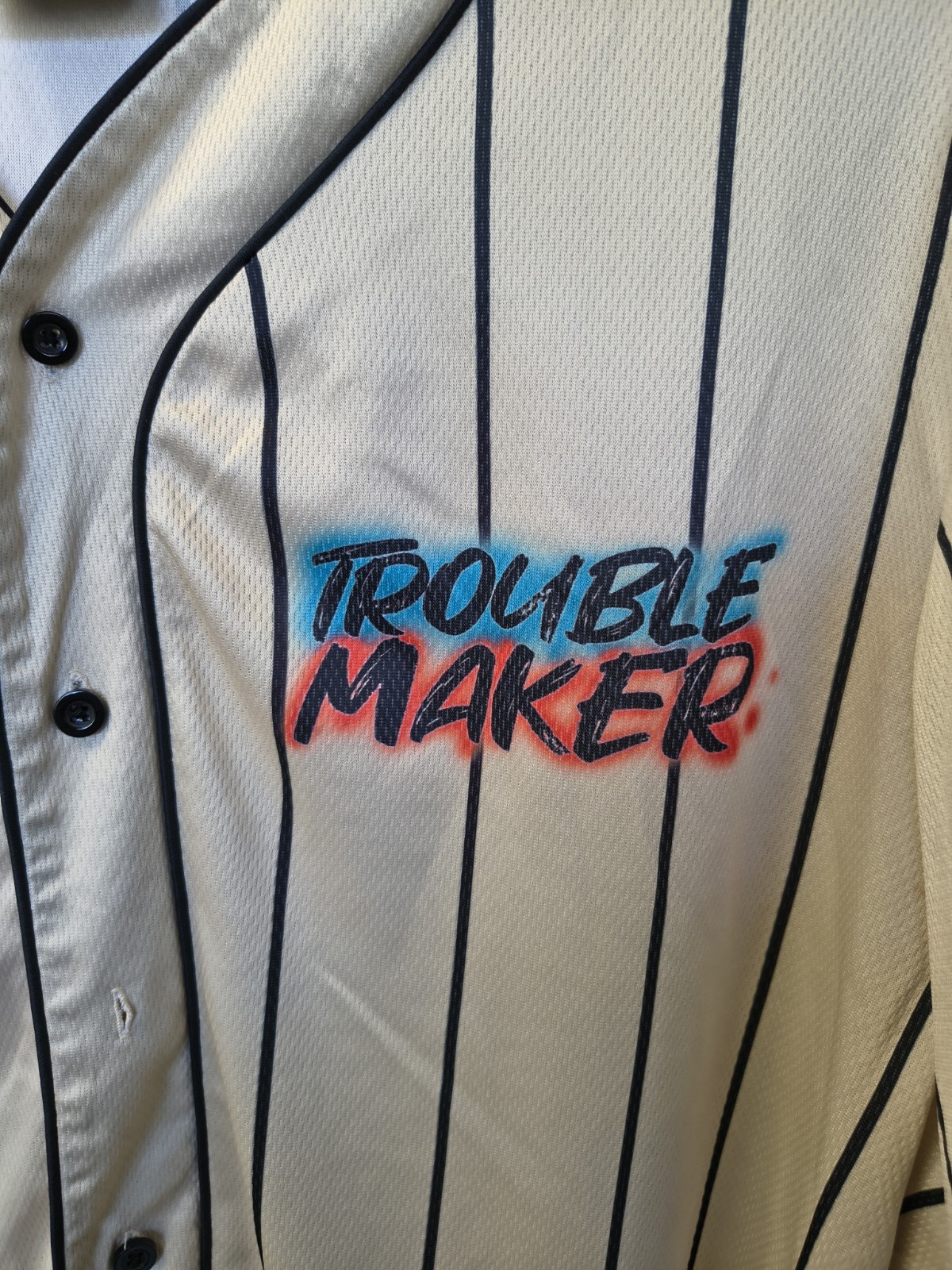 Men&rsquo;s 2X Bart Simpsons Baseball Jersey Welcome to the Hood (Missing Button)
