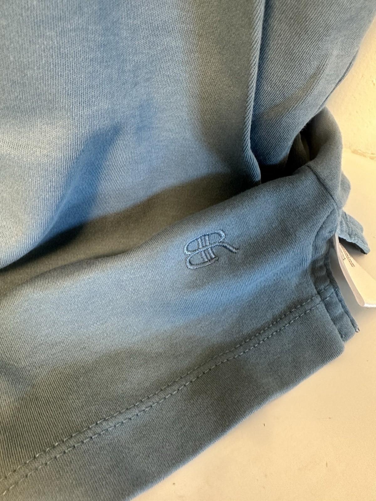 Banana Republic Men&rsquo;s Luxe Touch Tee Gray, Size Medium