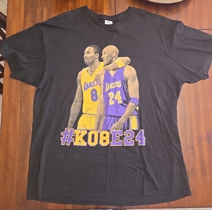 Kobe Bryant T Shirt, Short Sleeve, XL Lakers, RARE Kobe #8 Kobe # 24 Great Shape