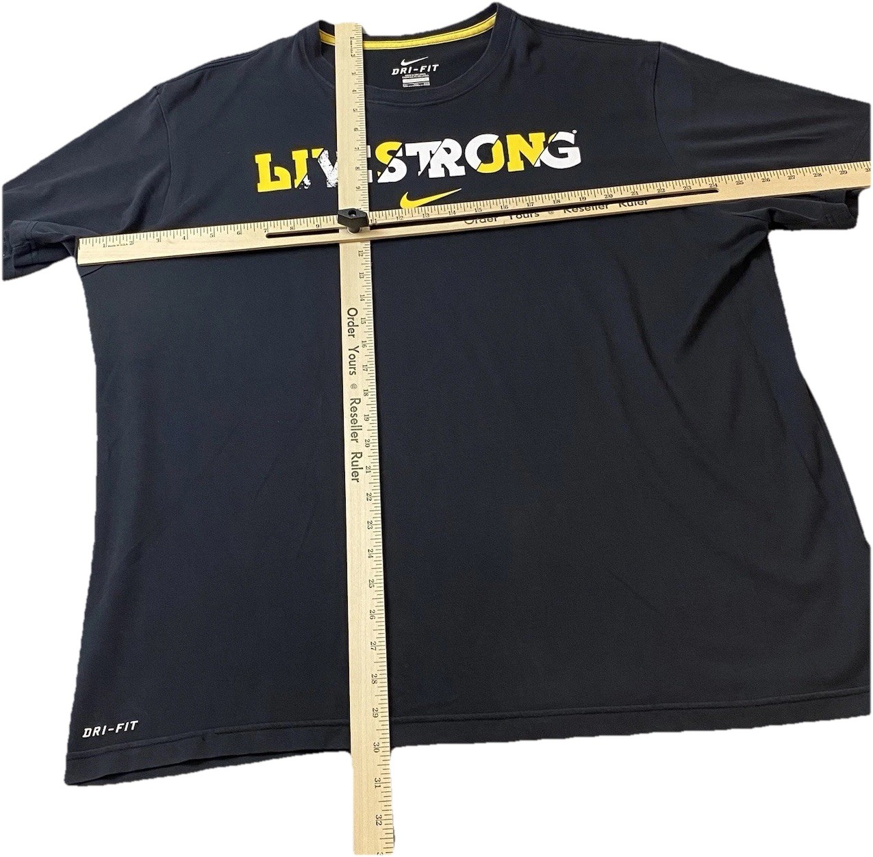 Nike LIVESTRONG T Shirt Mens 2XL Black Lance Armstrong Foundation Tee Cycling