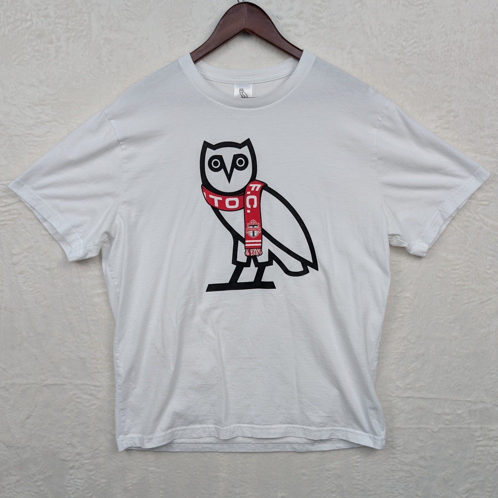 OVO x Toronto FC T-Shirt Men&rsquo;s L White Drake Owl Scarf MLS Soccer Streetwear