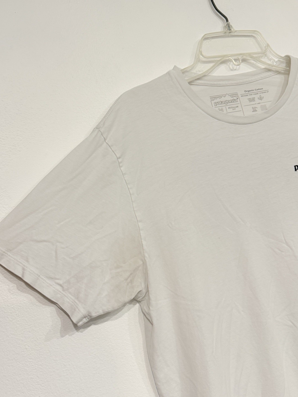 Lot 2 Patagonia Men&rsquo;s Shirt Size Medium Capilene Cool P-6 Logo Organic T-Shirt