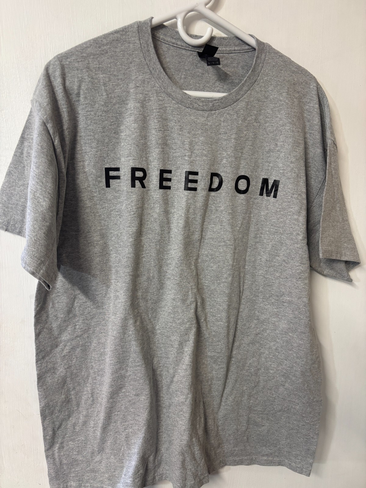 Freedom Charlie Kirk T-Shirt Gildan Heavy Cotton Tee Gray Size XL