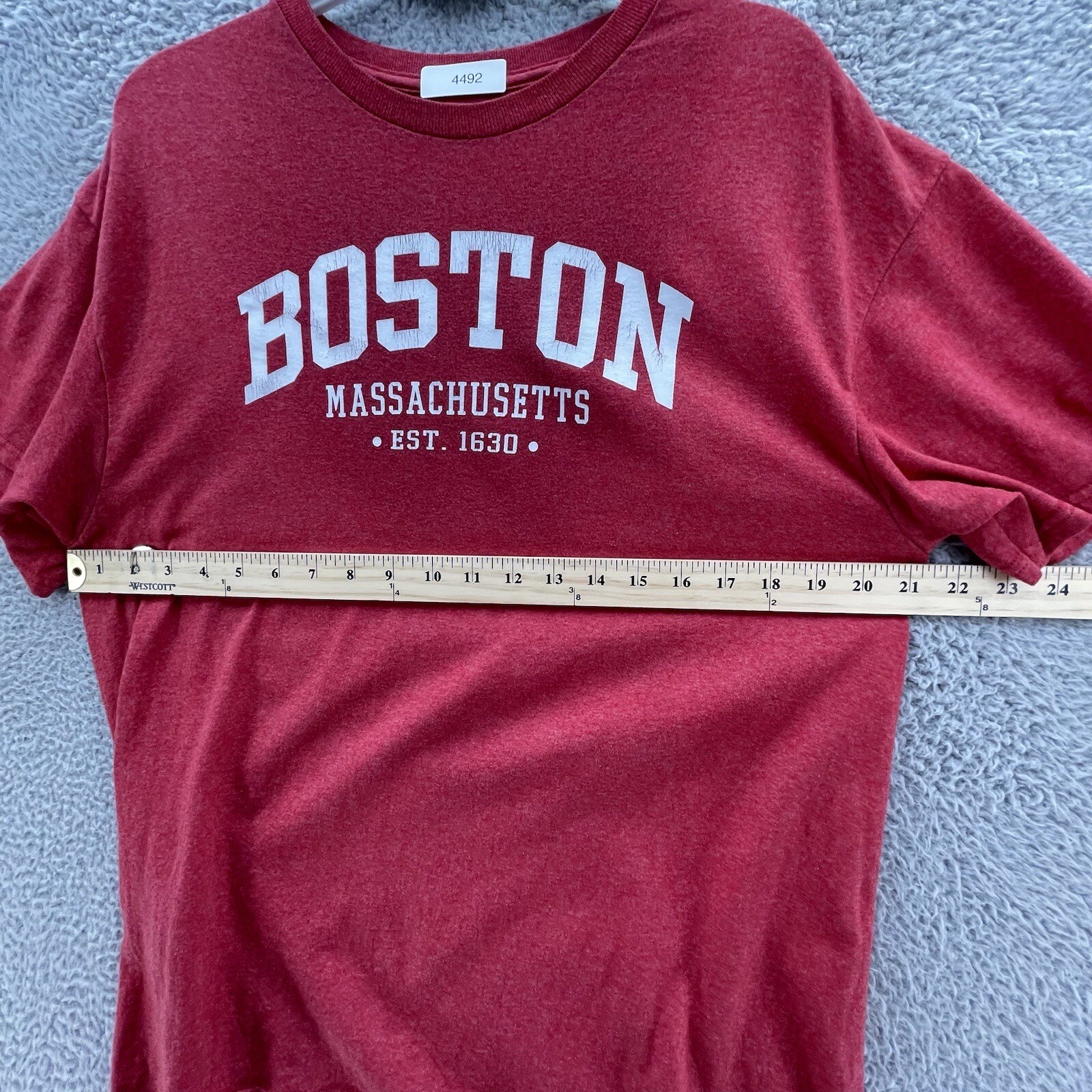 Boston Massachusetts Tee Men Large L Red Big Graphic Spell Out Casual Travel