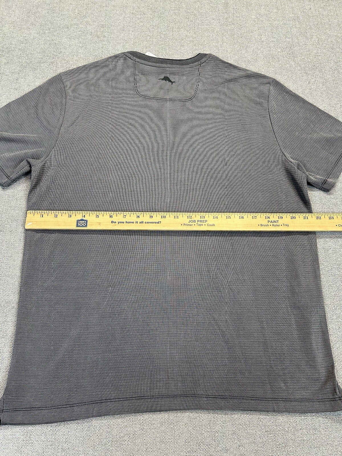 Tommy Bahama Shirt Mens Small V Neck Black Coastal Crest Island Zone New