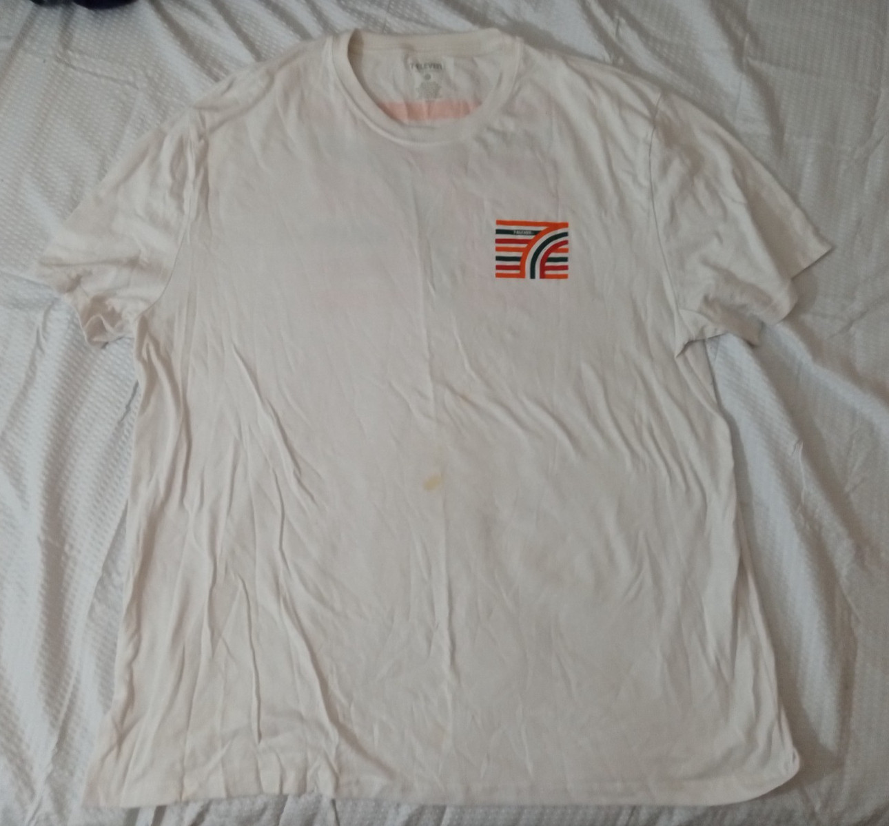7-ELEVEN white with Stripe logo Graphic Pocket Tee Men&rsquo;s Size XXL (Stain)