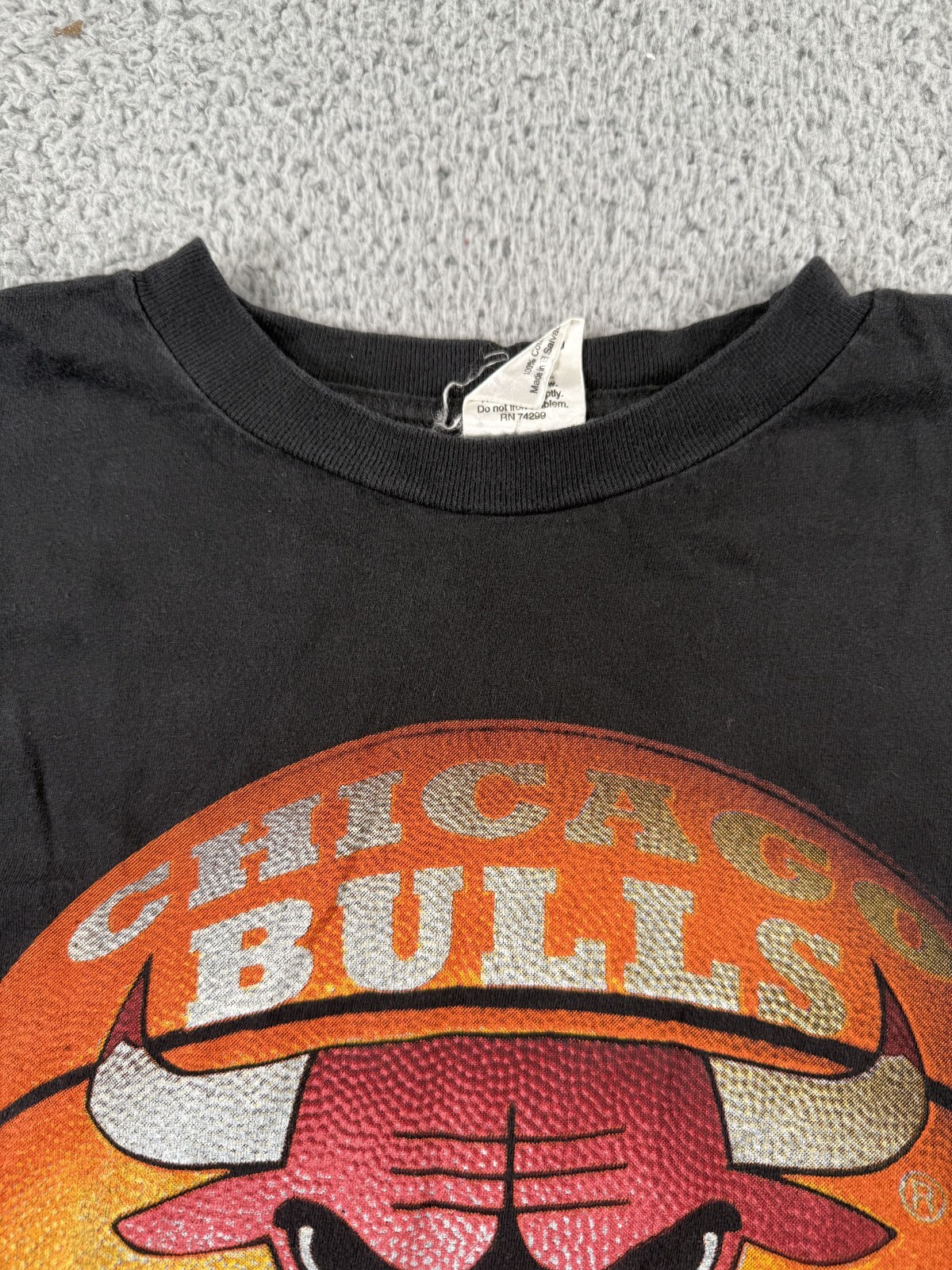 Vintage Chicago Bulls 90s T Shirt Mens XL Black Faded Graphic Short Sleeve Logo