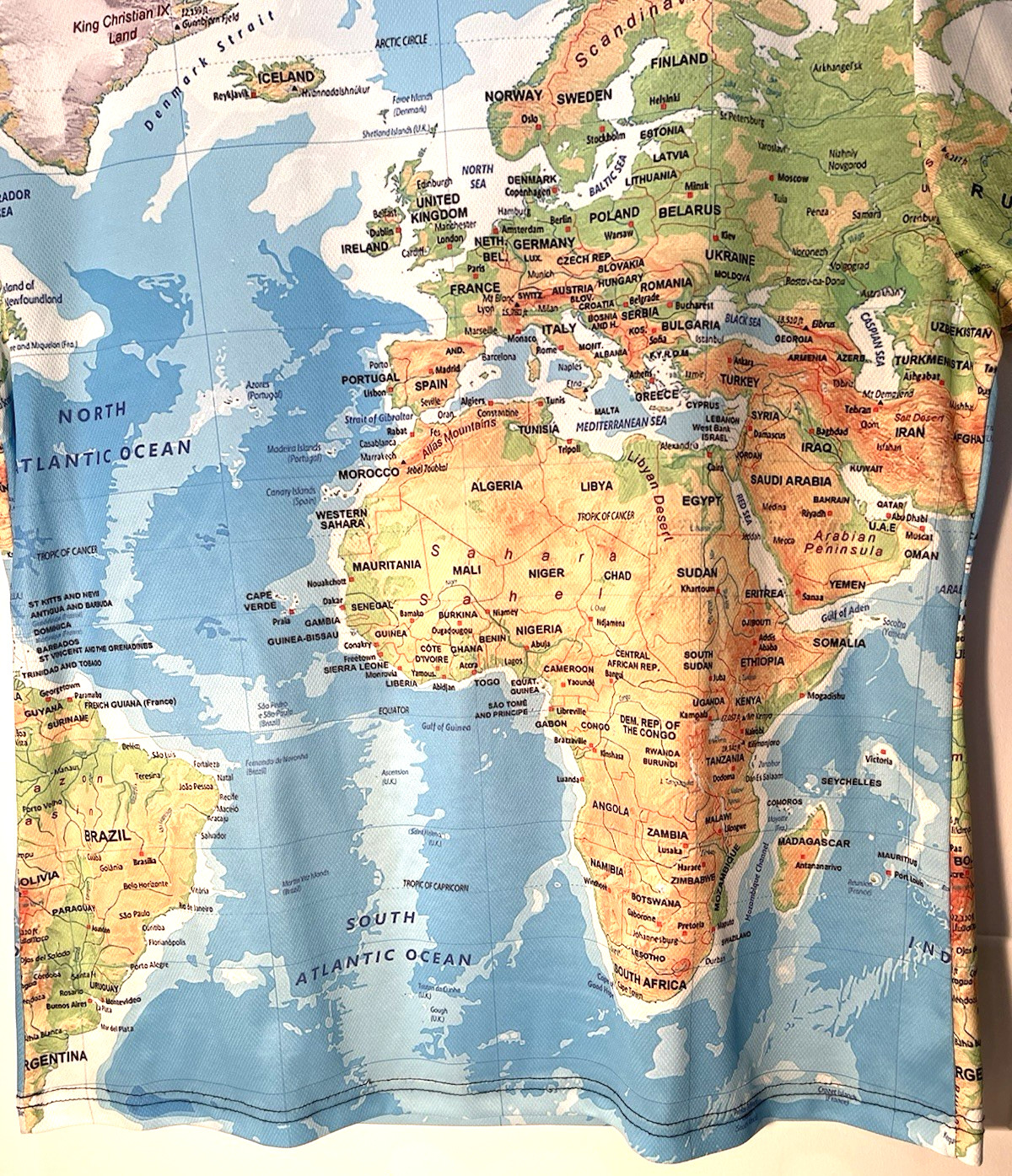 World Map Print All Over Design Men’s XL T-Shirt Pullover Short Sleeve Travel
