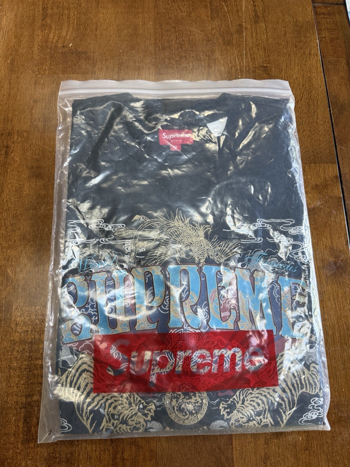 Supreme Legendary S/S Top in adult XL