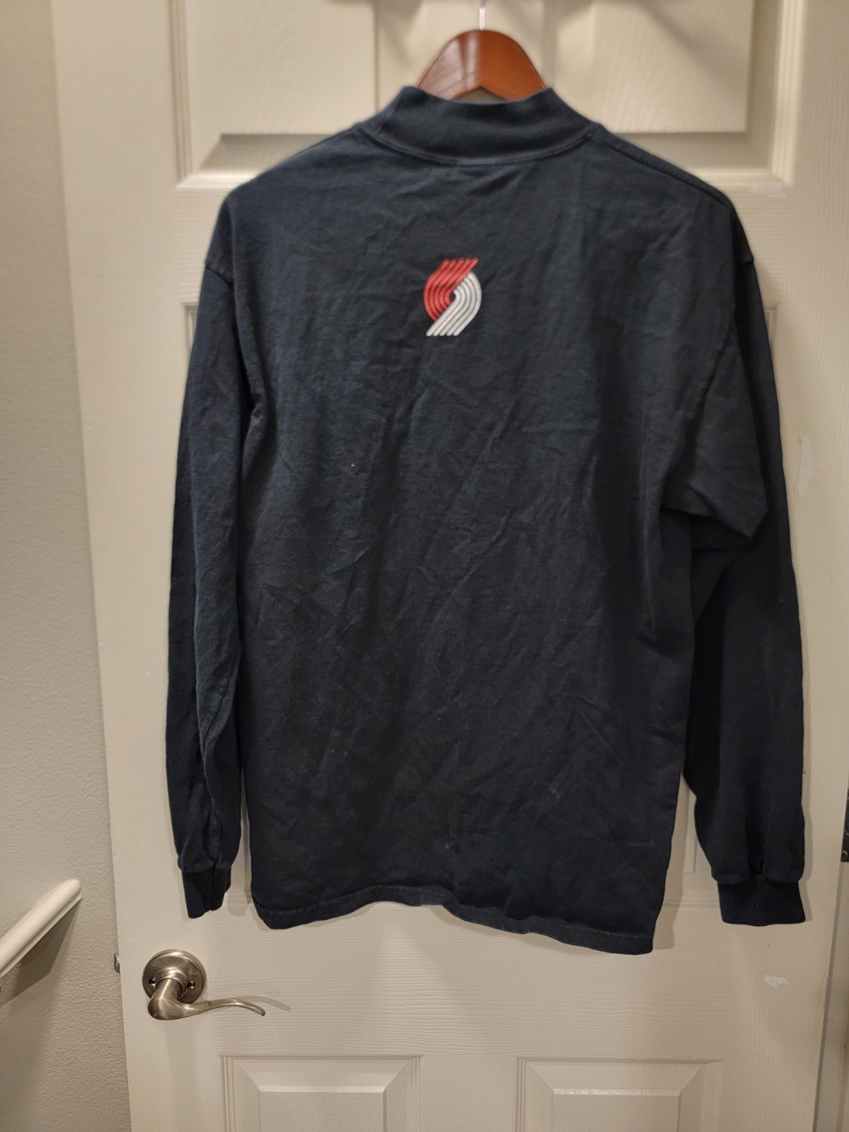 Vintage Portland Trail Blazers Fans You’re Our 6th Man Long Sleeve Shirt Sz L