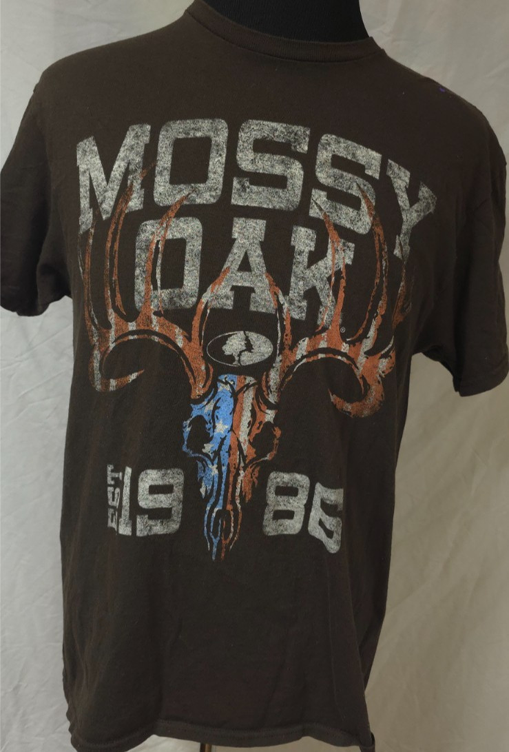 Mossy Oak Est. 1986 Mens ( L) Red White Blue Big Buck Skull Hunter Brown T-Shirt
