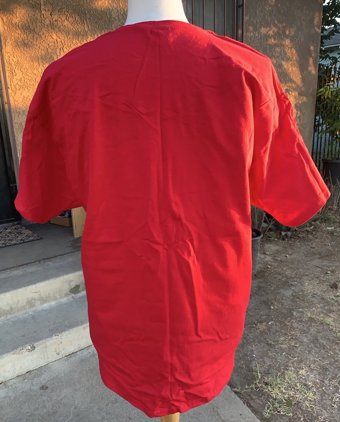 Hanes T-Shirts, 100% Cotton, Red Sz. XL/TG/XG