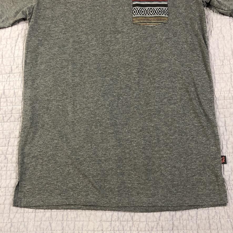 Beautiful Giant Shirt Men Large Gray Tribal Pocket Tee Heather Aztec Crewneck