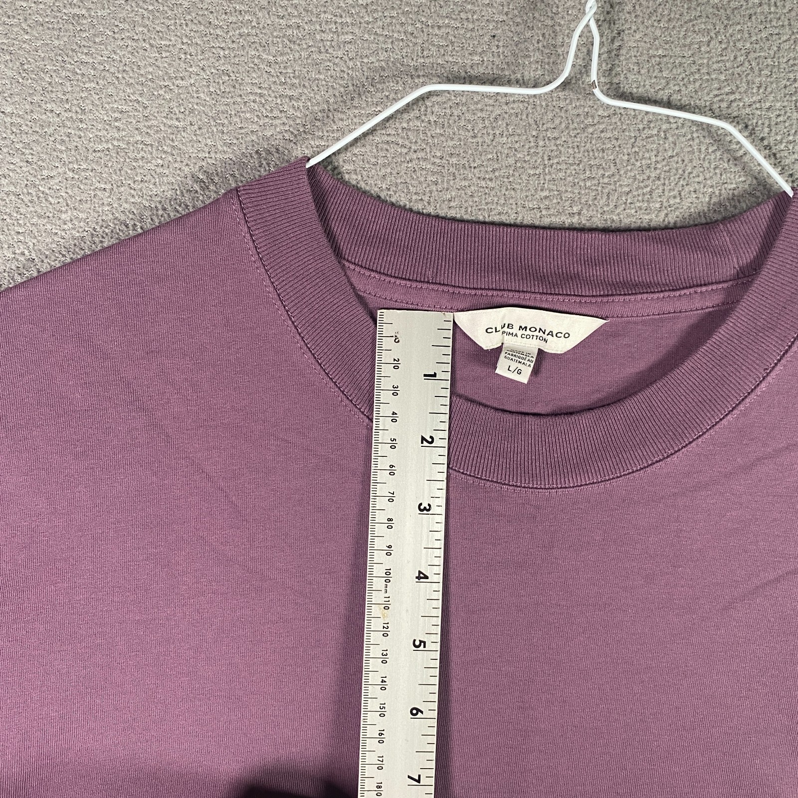Club Monaco T-Shirt Adult Large Mens L Purple Crew Neck S/S Cotton Tee