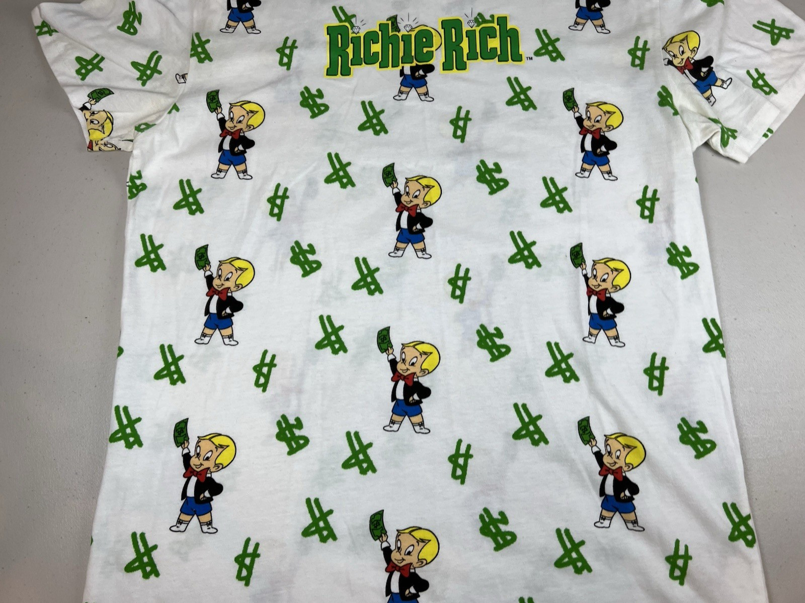 Richie Rich Money Logo Graphic T-Shirt Size Dollar Sign Green Cartoon – Medium