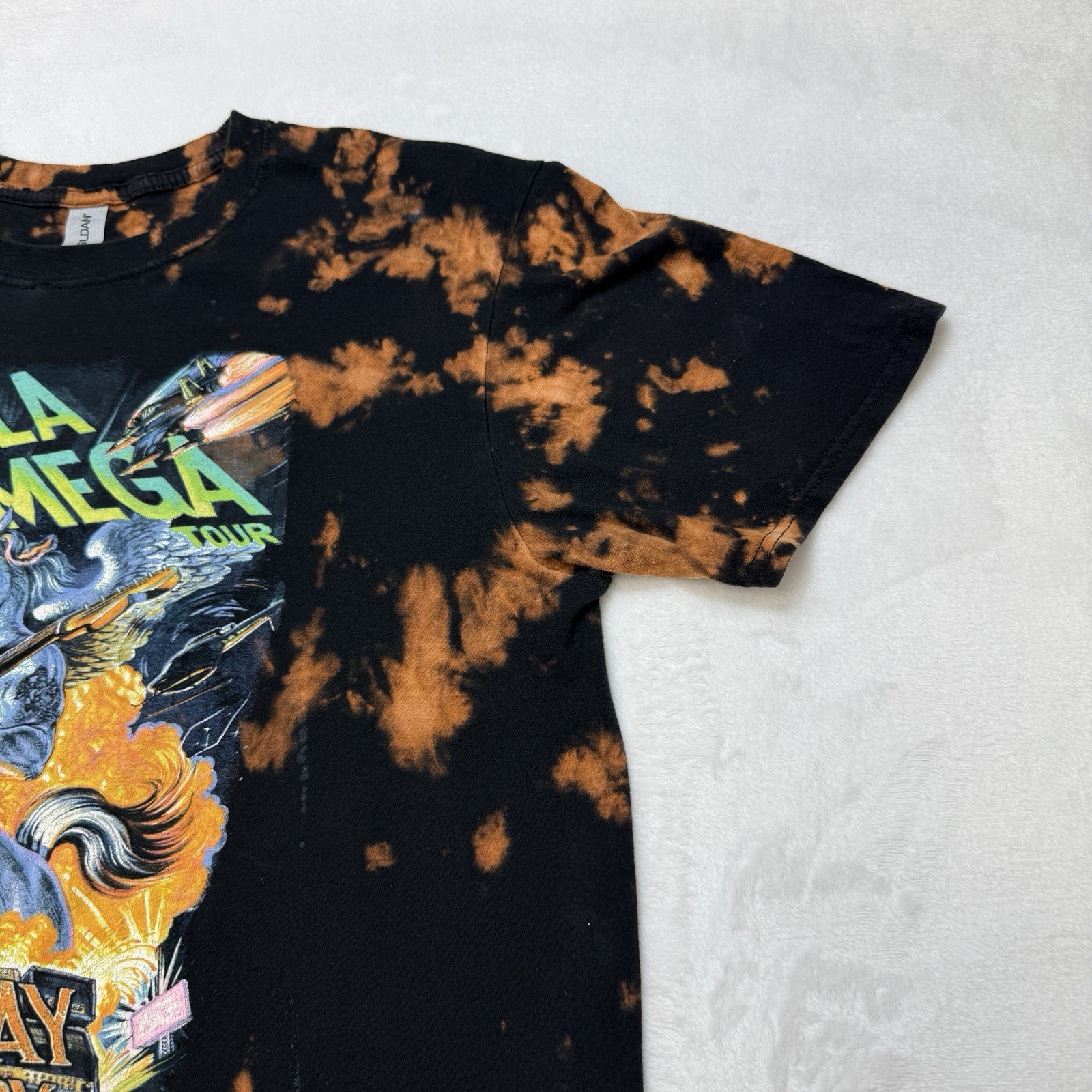 Green Day Hella Mega Tour Shirt L Bleach Tie Dye Fall Out Boy Weezer