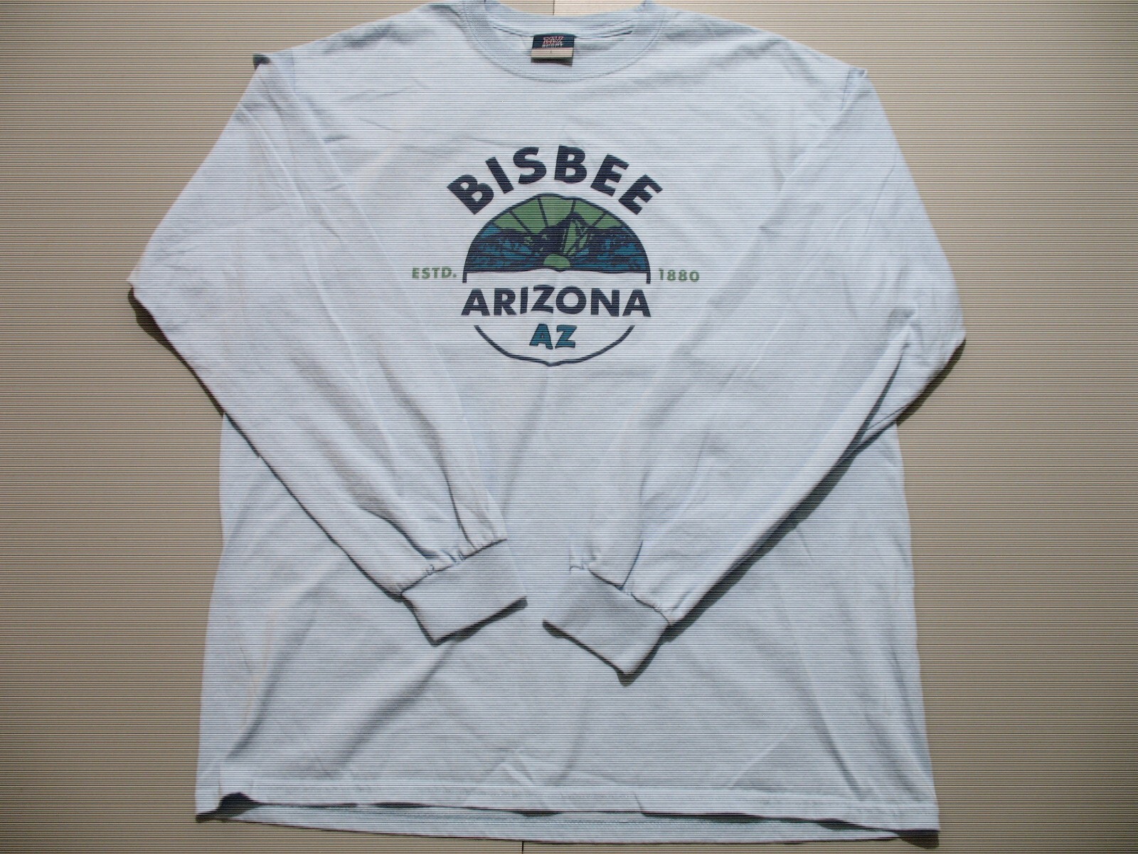 MV Sport Bisbee Arizona T-Shirt Men&rsquo;s Large Long Sleeve Light Blue