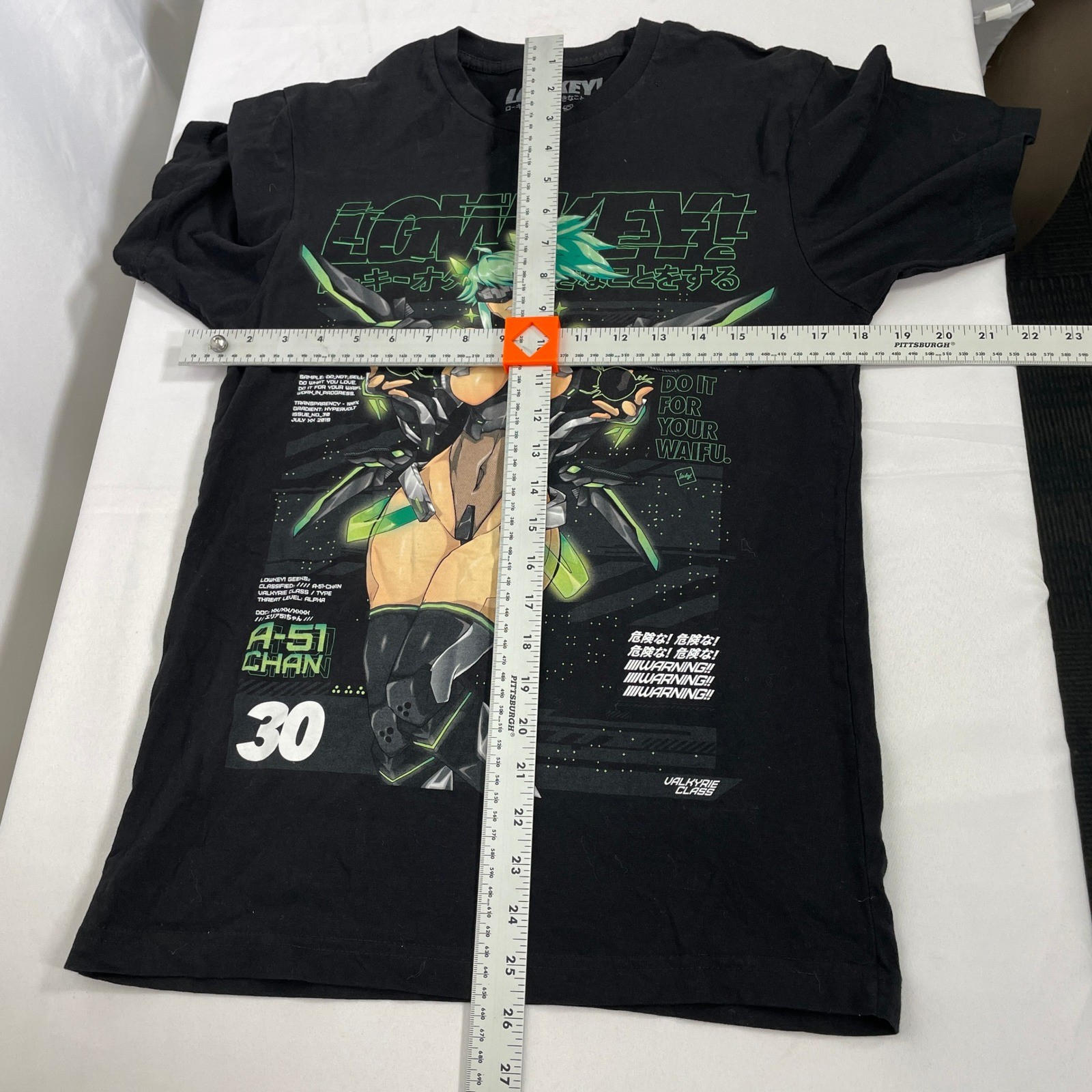 LOWKEY! Geeks Issue NO. 30 Area-51 Chan: Valkyrie Black T-Shirt Men&rsquo;s SMALL