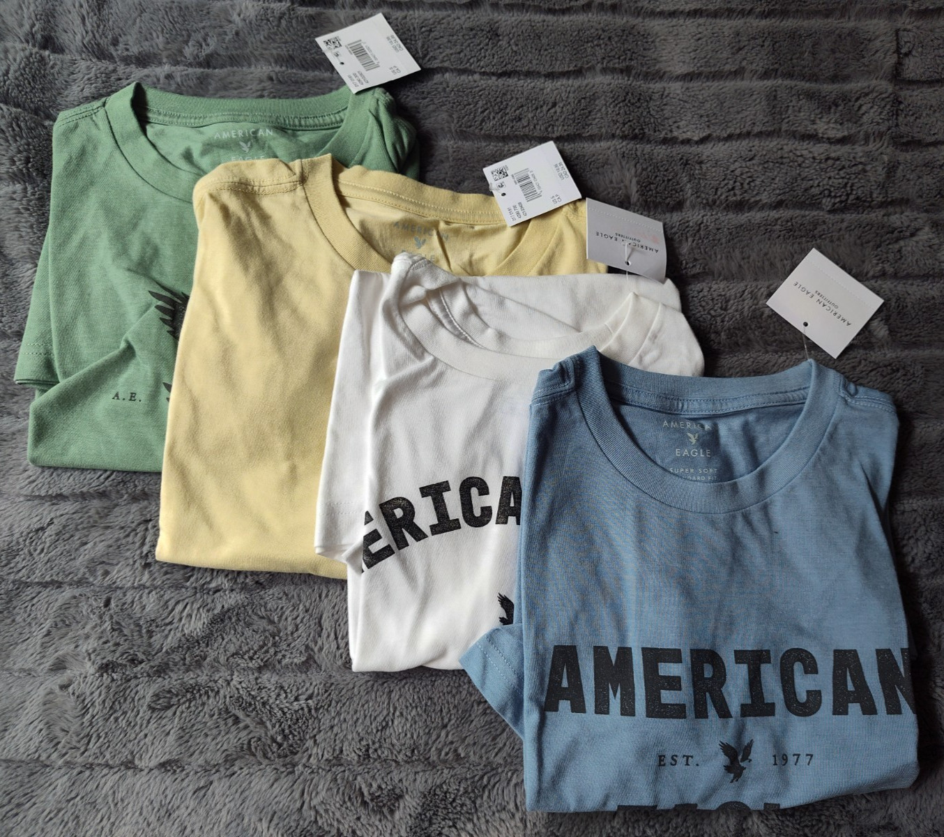 American Eagle Outfitters Men&rsquo;s Cotton Blend T-Shirt Size S ST30