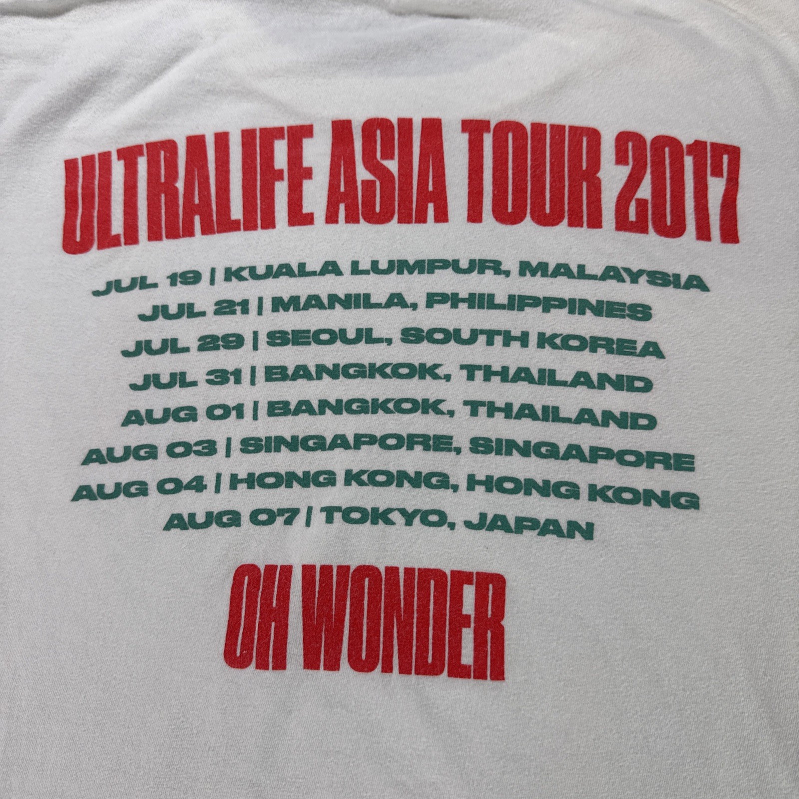 Oh Wonder Tour Shirt Medium Ultralife Asia Tour 2017 Indie Pop Anvil Red Bar Tag