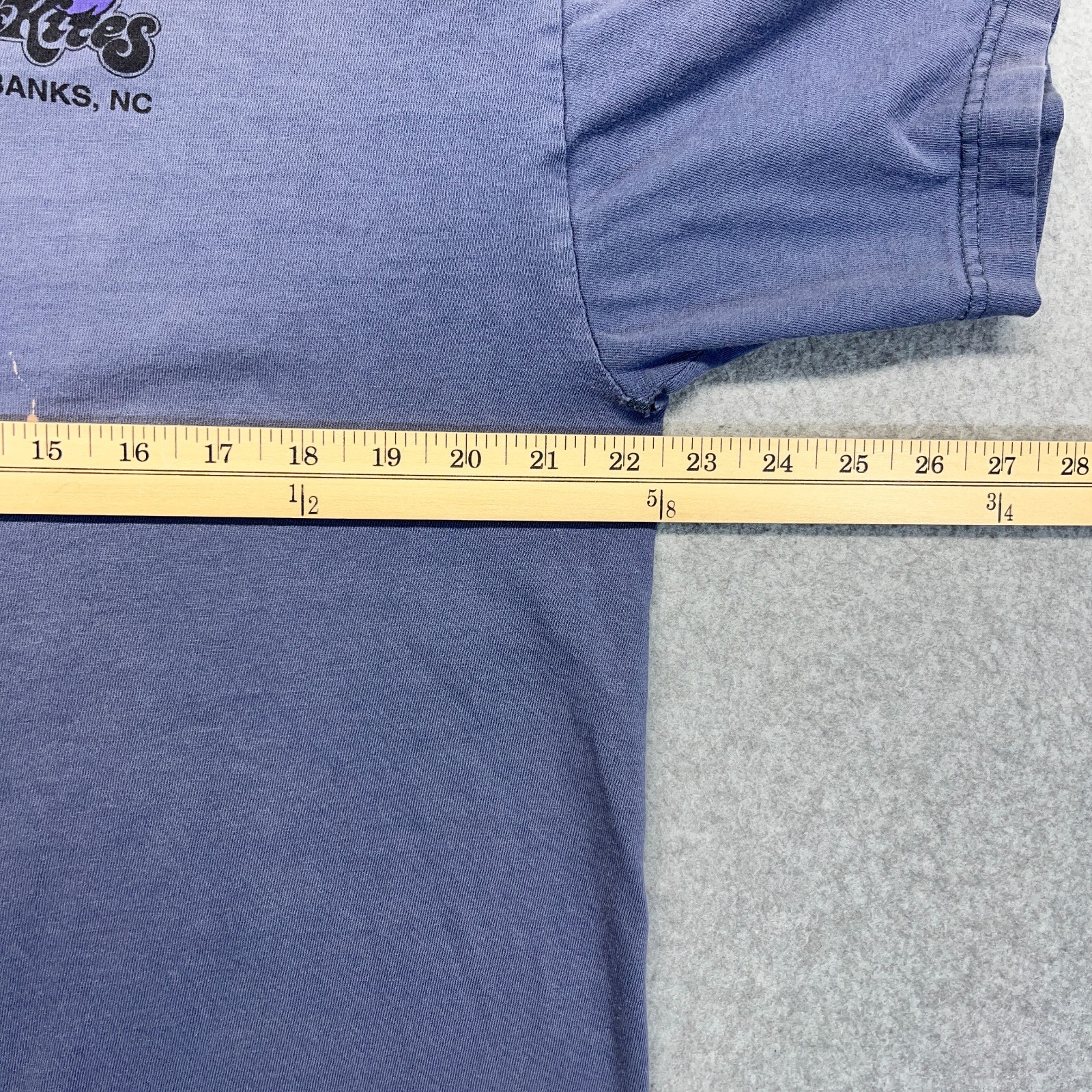 Global Drop Tag Graphic T-Shirt Men’s Blue Kitty Hawk Kites Outer Banks NC Y2K