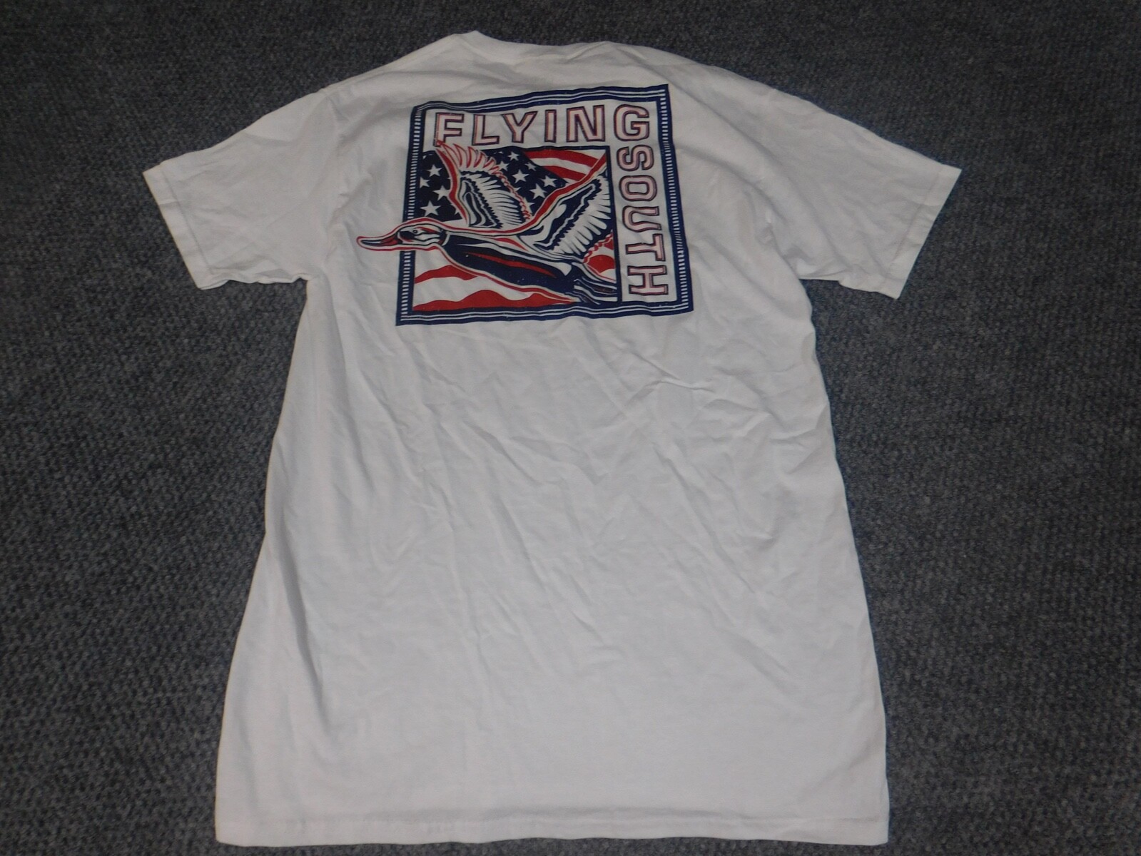 Croft & Barrow Mens shirt Small white Graphic Duck