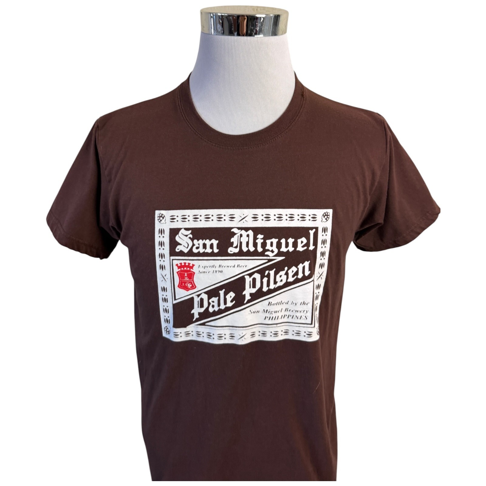 San Miguel Pale Pilsen Beer Graphic T-Shirt Mens Large Brown White Philippines