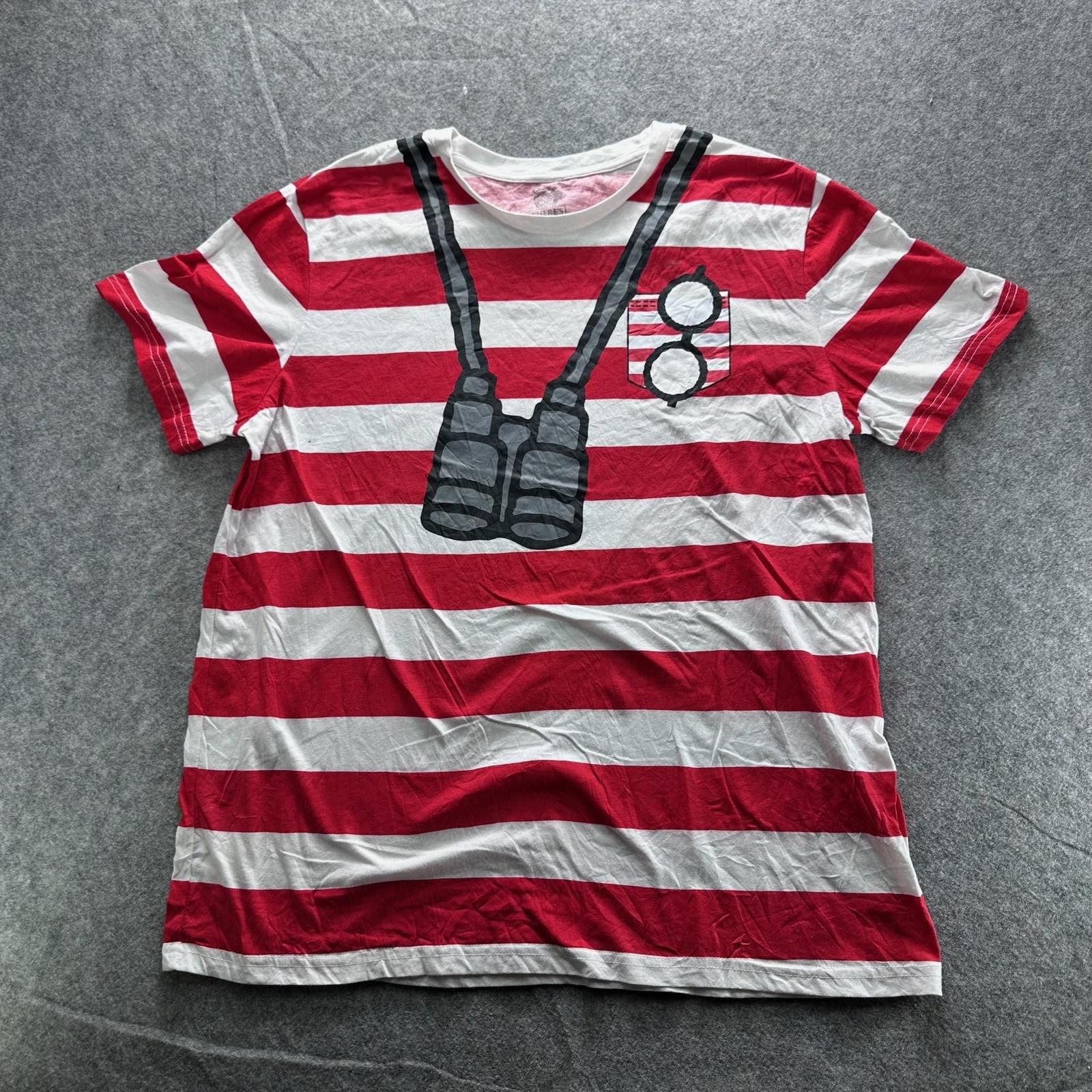 Where&rsquo;s Waldo? Shirt Mens 2XL Red Striped Binoculars Graphic Tee Crewneck