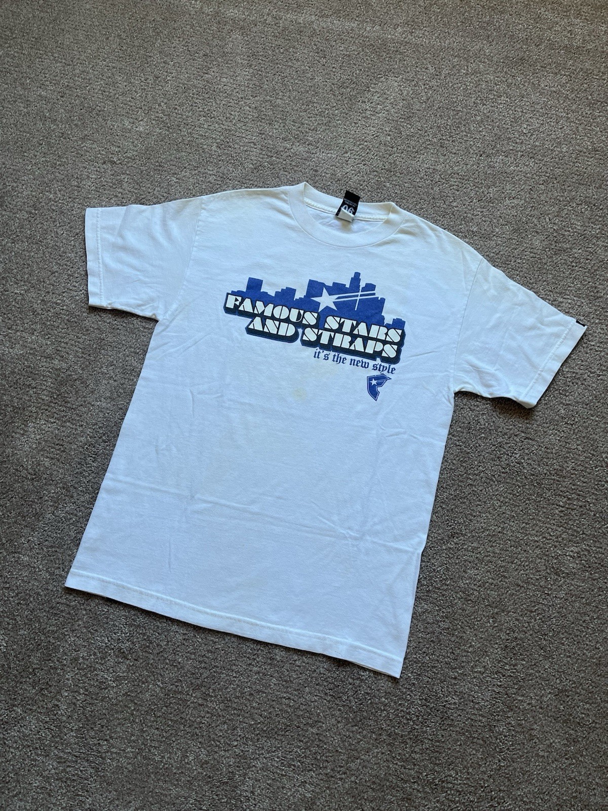 VTG 00’s / Y2K Famous Stars & Straps White Tee