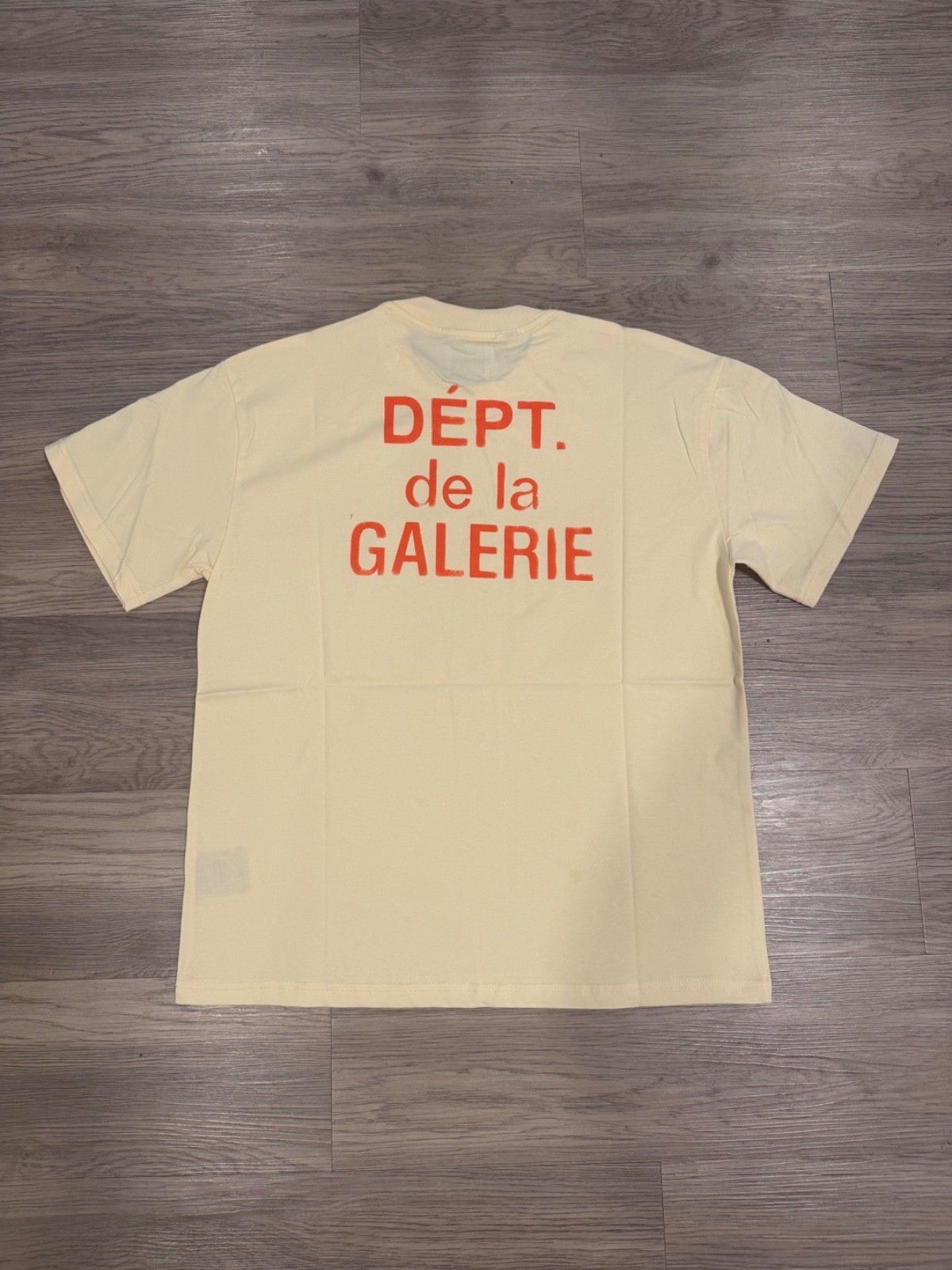 French Cream Gallery Dept. T Shirt – Brand New with Tags – Size Large
