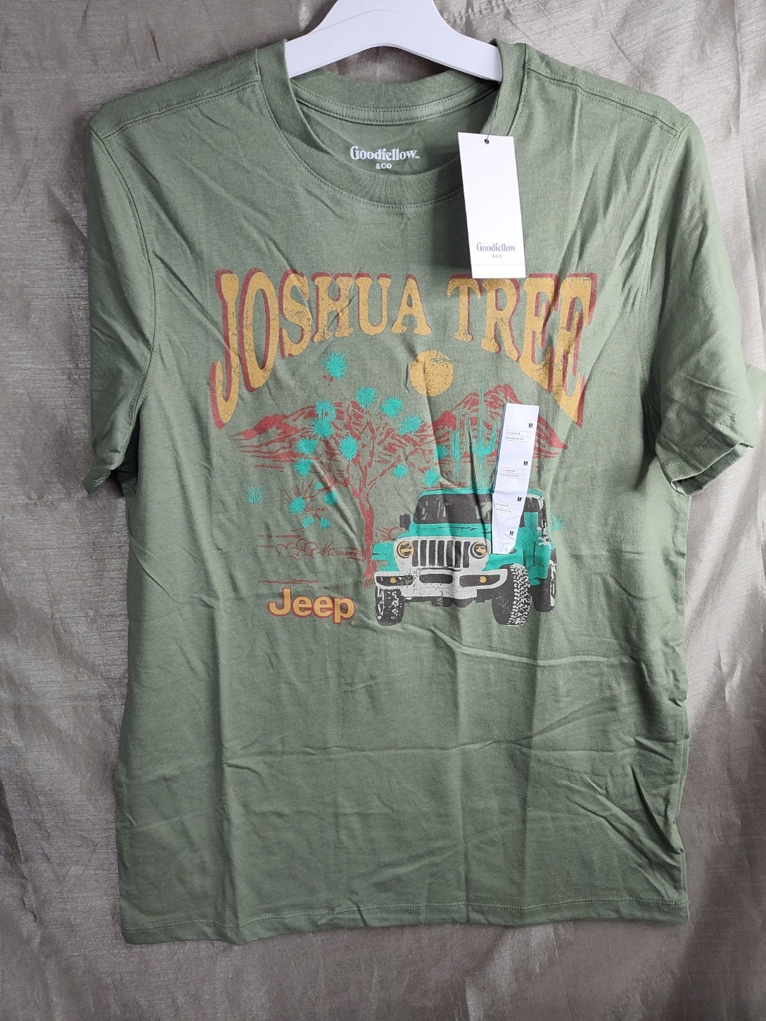 Joshua Tree National Park Jeep Men&rsquo;s Size M Graphic T-Shirt Green NWT Goodfellow