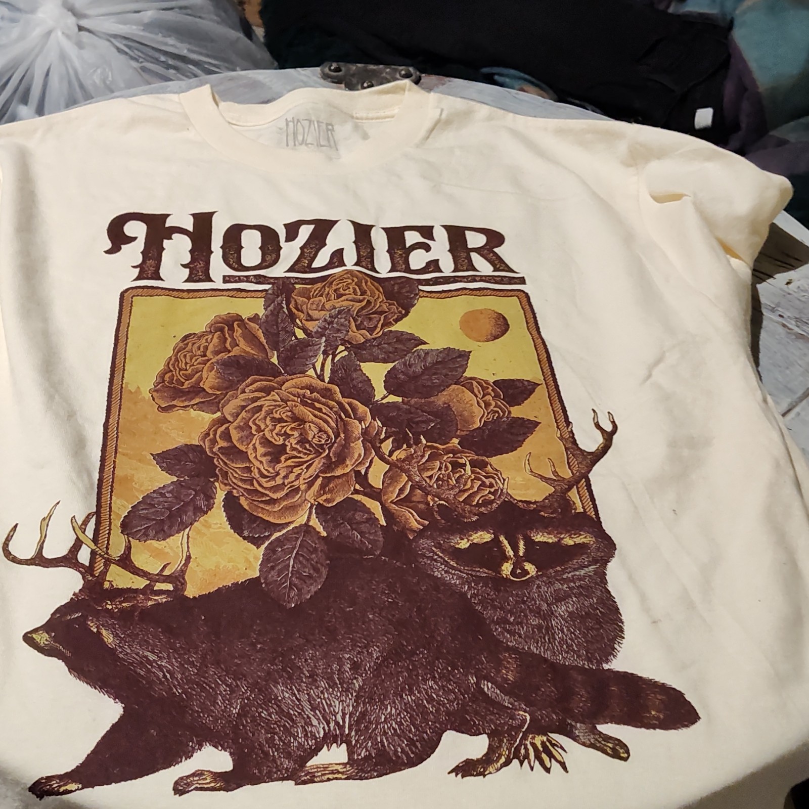Hozier Cream Graphic Print Men&rsquo;s T-Shirt Floral Animal Design
