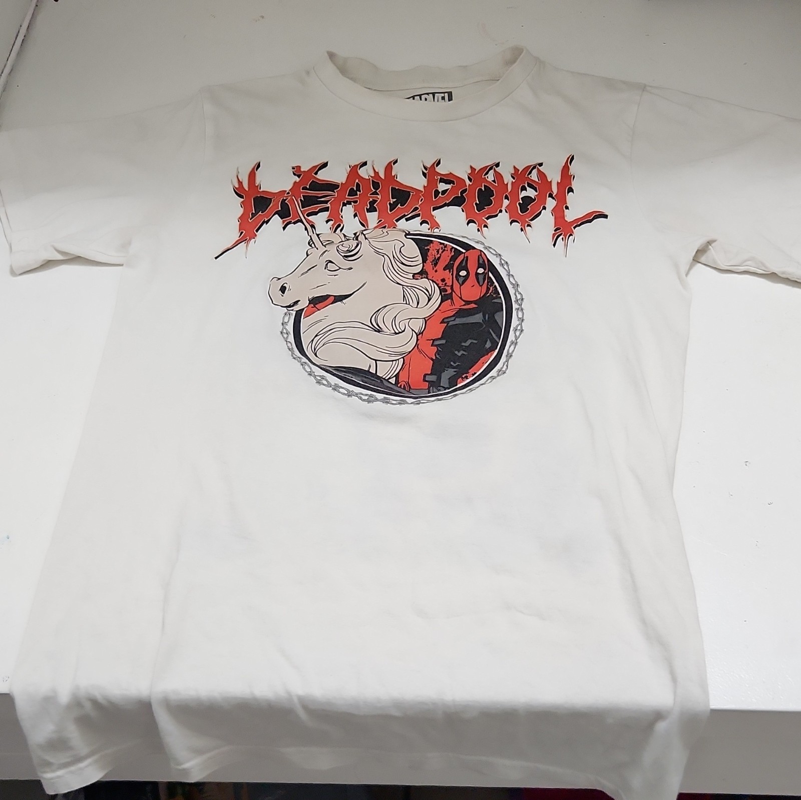 Marvel Deadpool Graphic Print Tee Men’s S White Short Sleeve Crew Neck Cotton