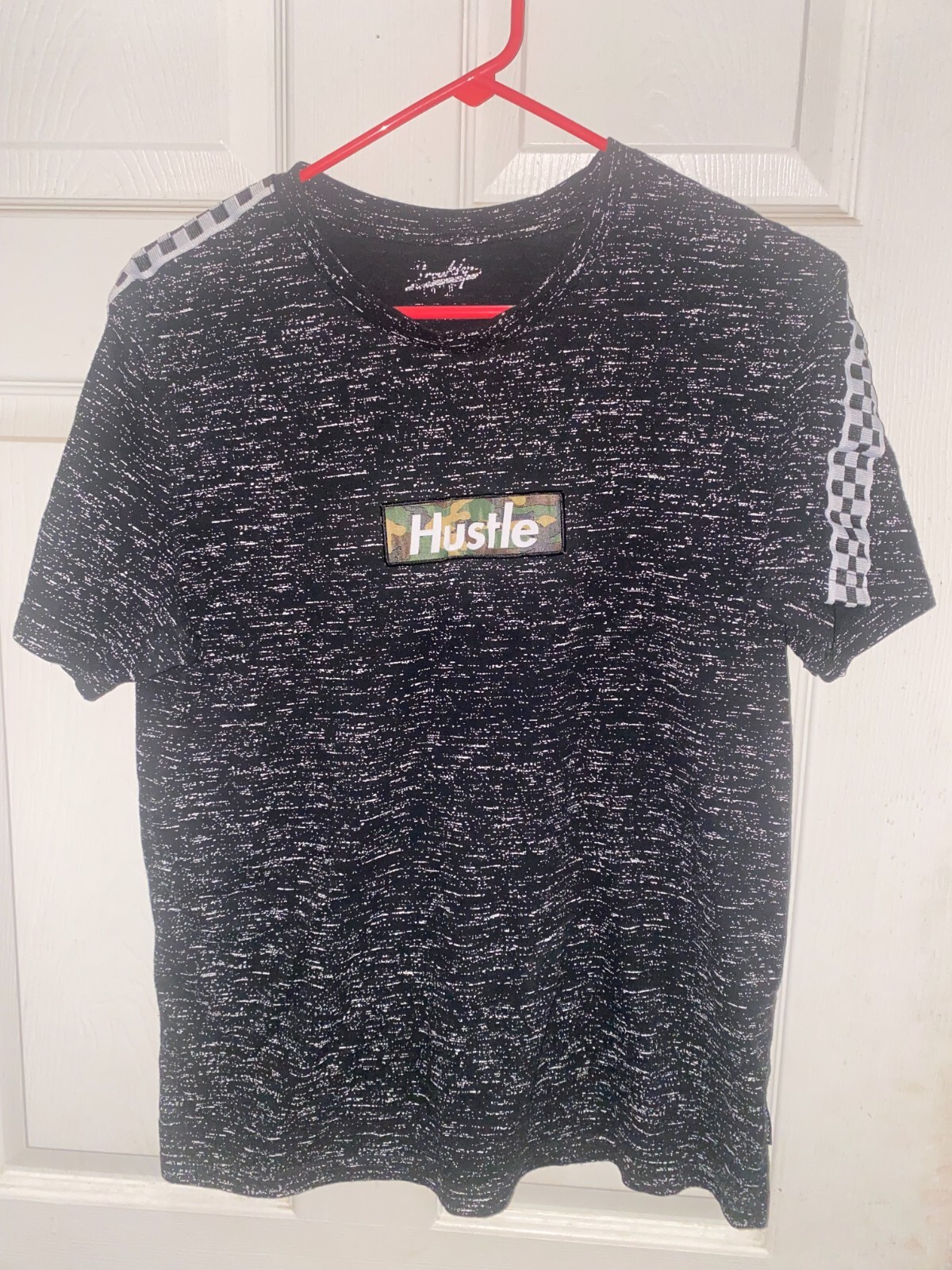 Brooklyn Cloth Mfg Medium Black & White All Over Print Shredded Stripes T-Shirt