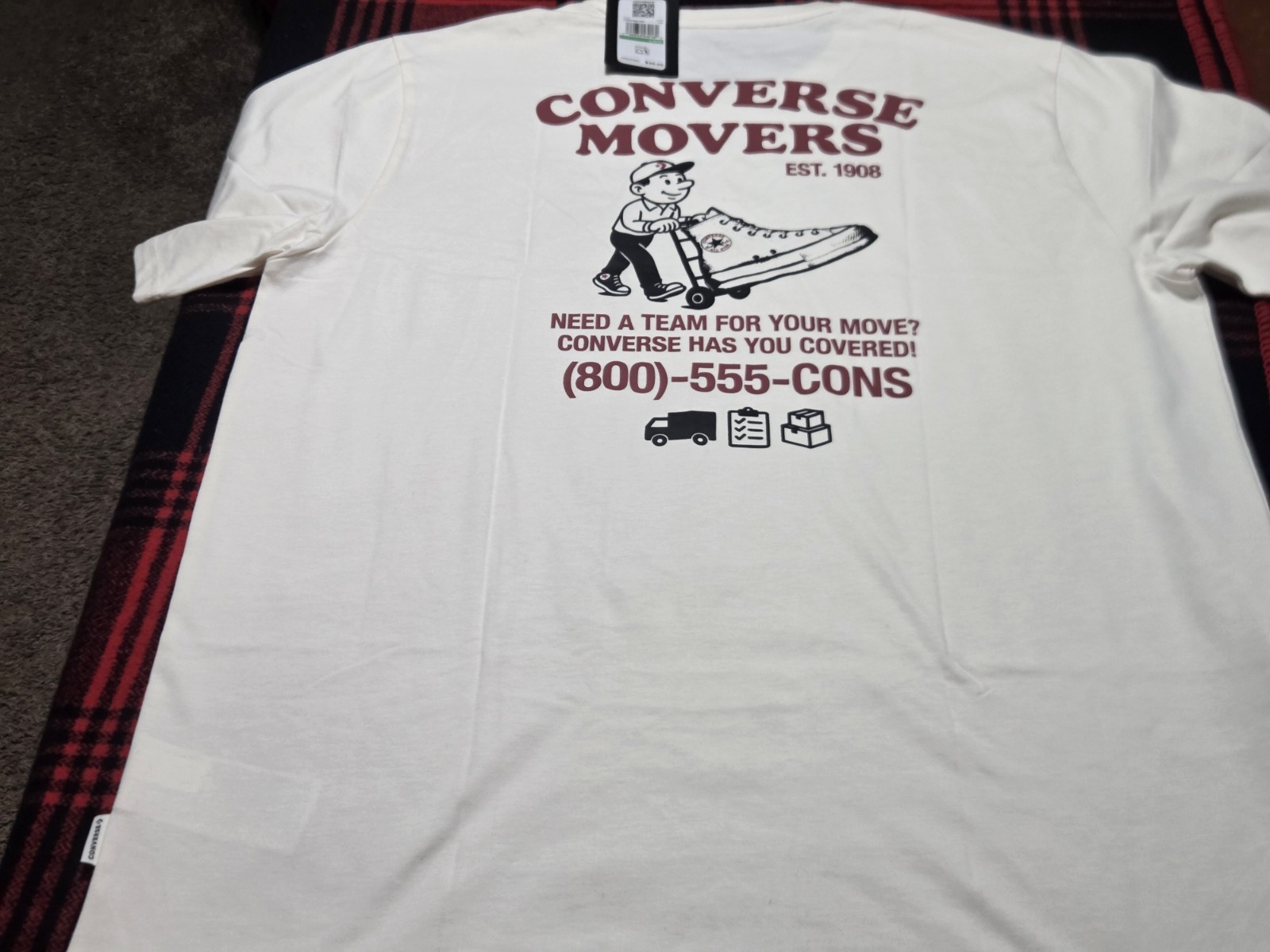 NWT Converse Men&rsquo;s Beige Graphic Print Shortsleeve T-Shirt