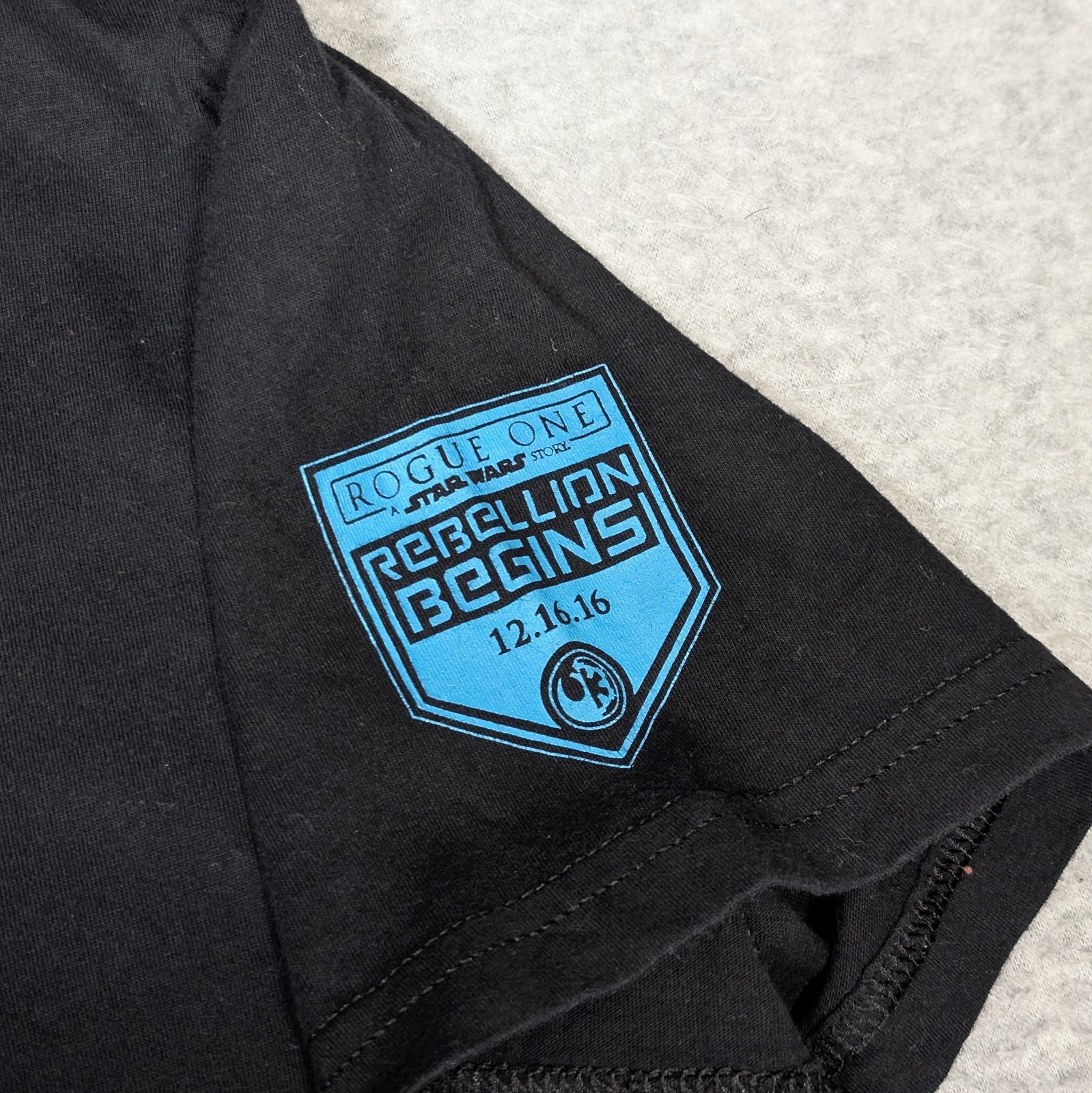 Star Wars Rogue One Promo T-shirt Medium Rebellion Begins