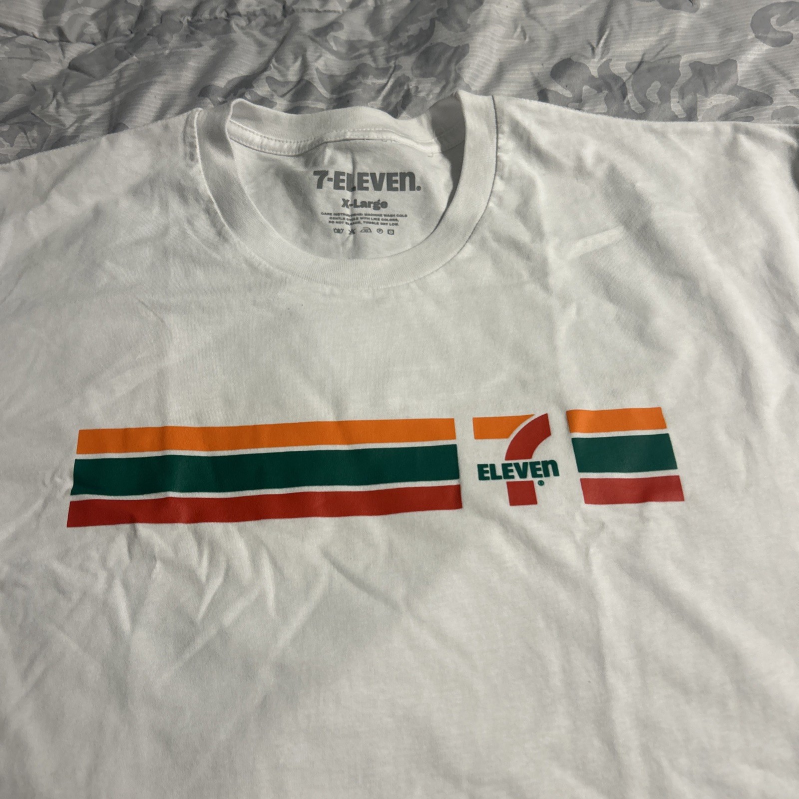 7 ELEVEN T-SHIRT White Men&rsquo;s XL Retro Design